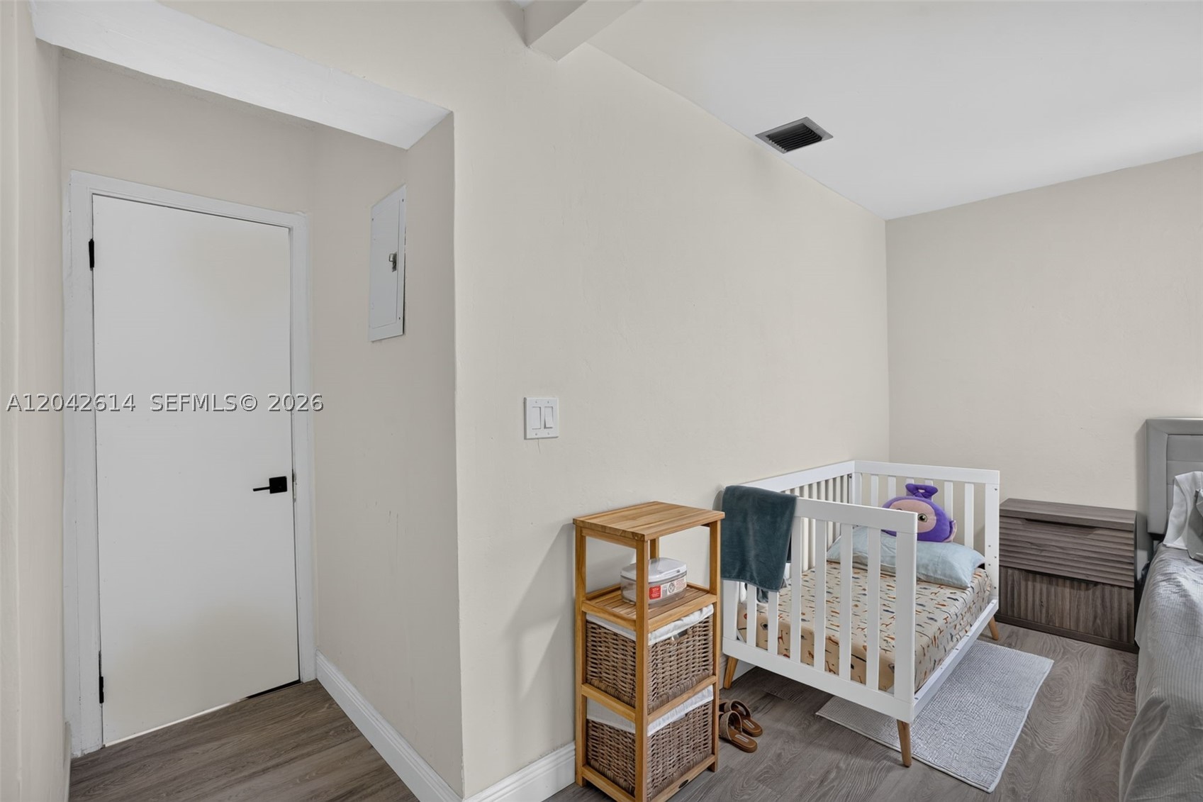 2446 Mckinley St Property Photo 21