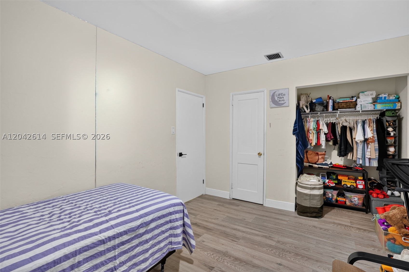2446 Mckinley St Property Photo 25