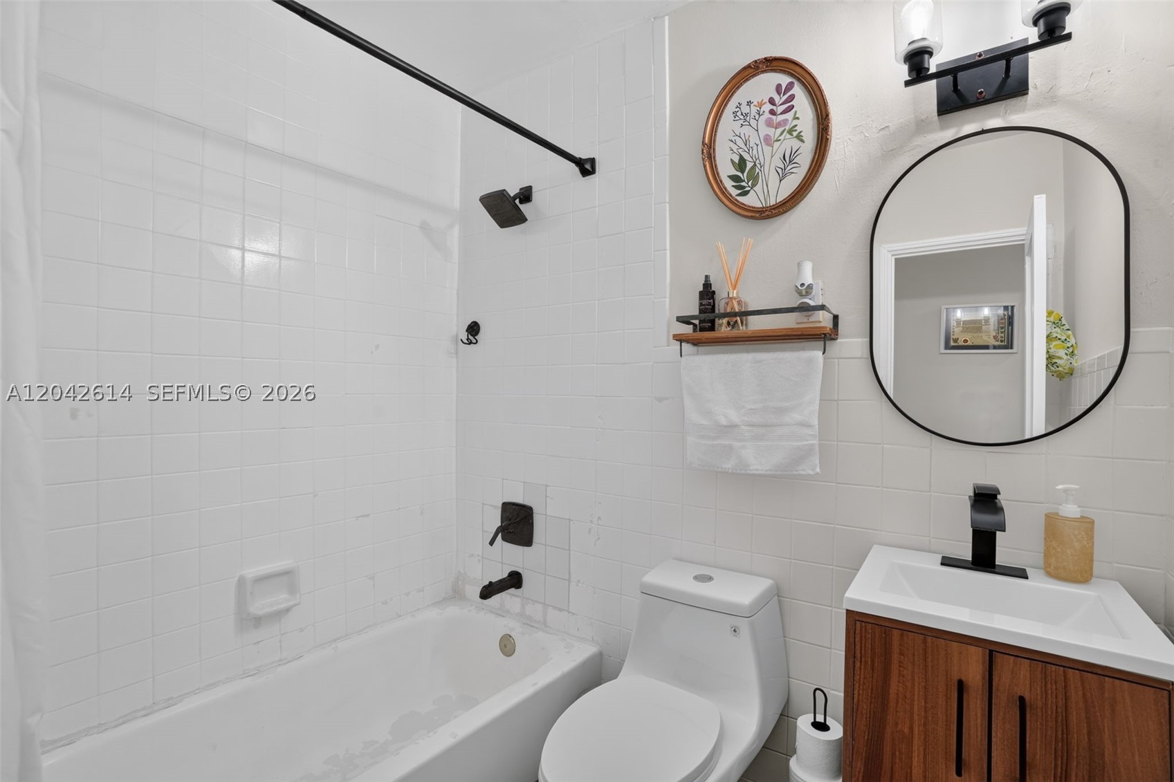 2446 Mckinley St Property Photo 26