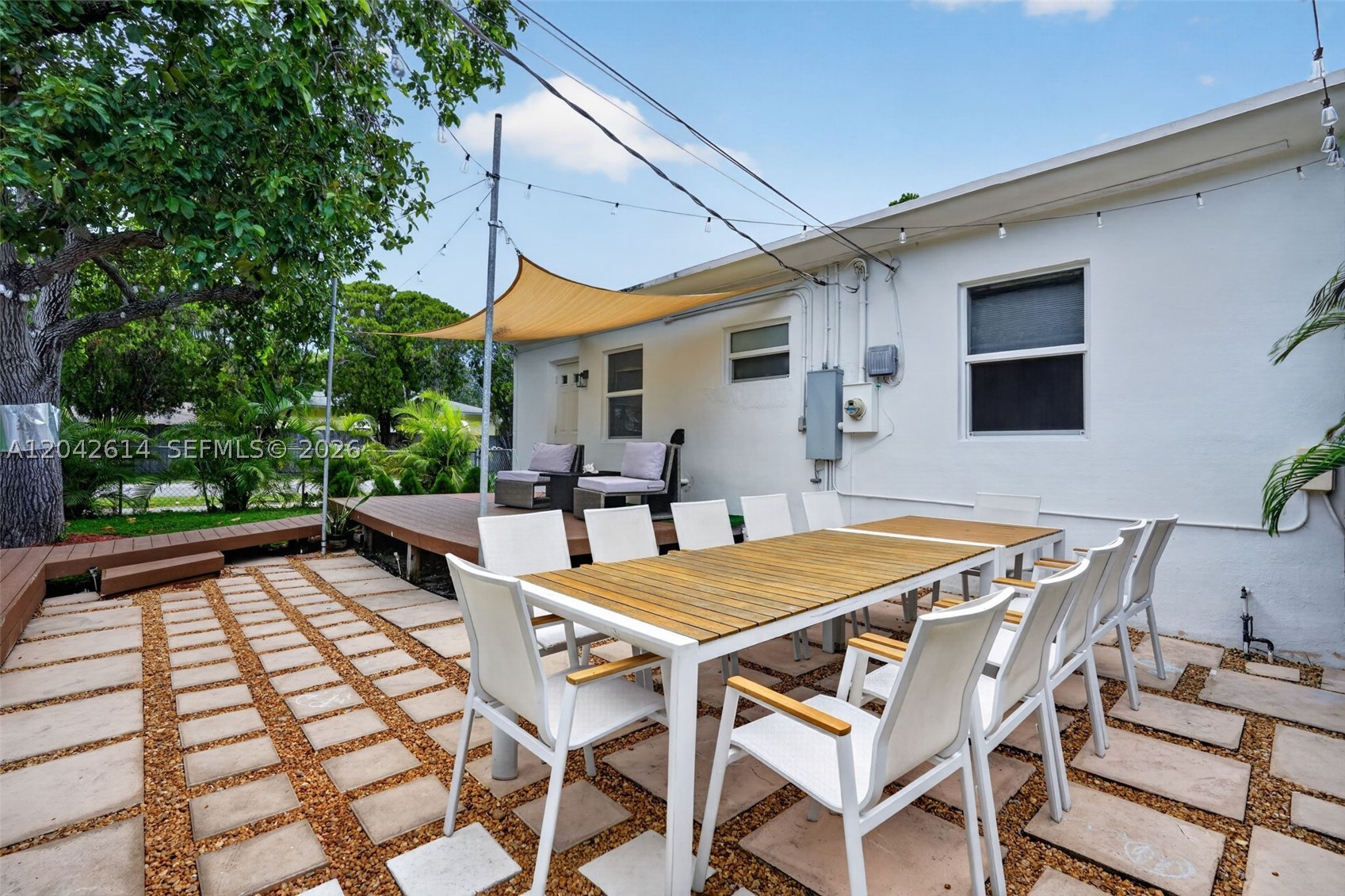 2446 Mckinley St Property Photo 31