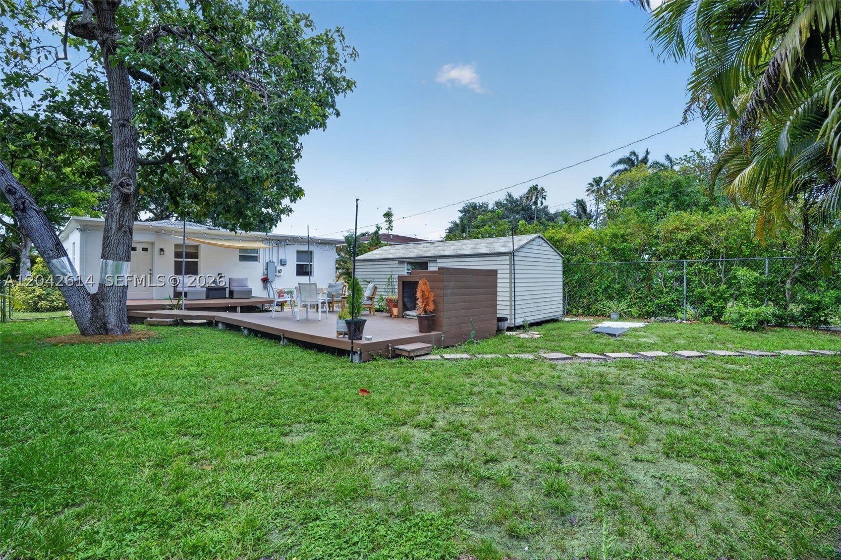 2446 Mckinley St Property Photo 34