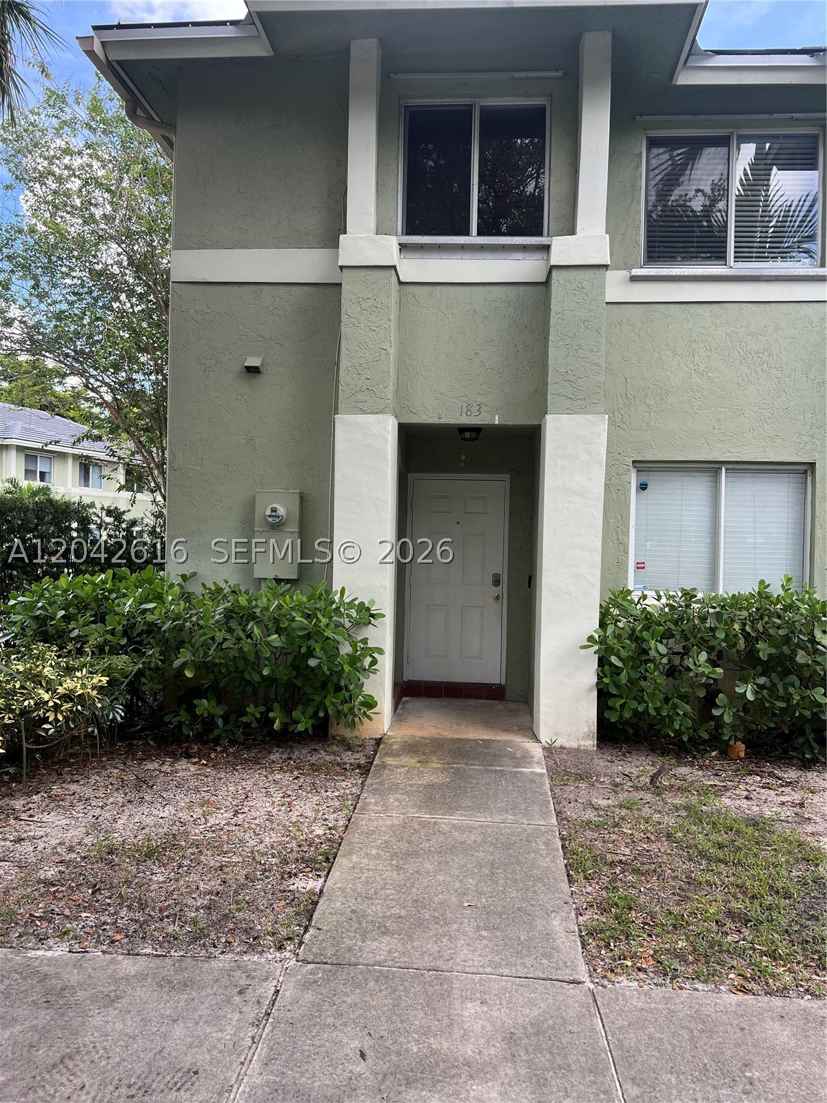 183 Hidden Ct Rd F-33 Property Photo 3