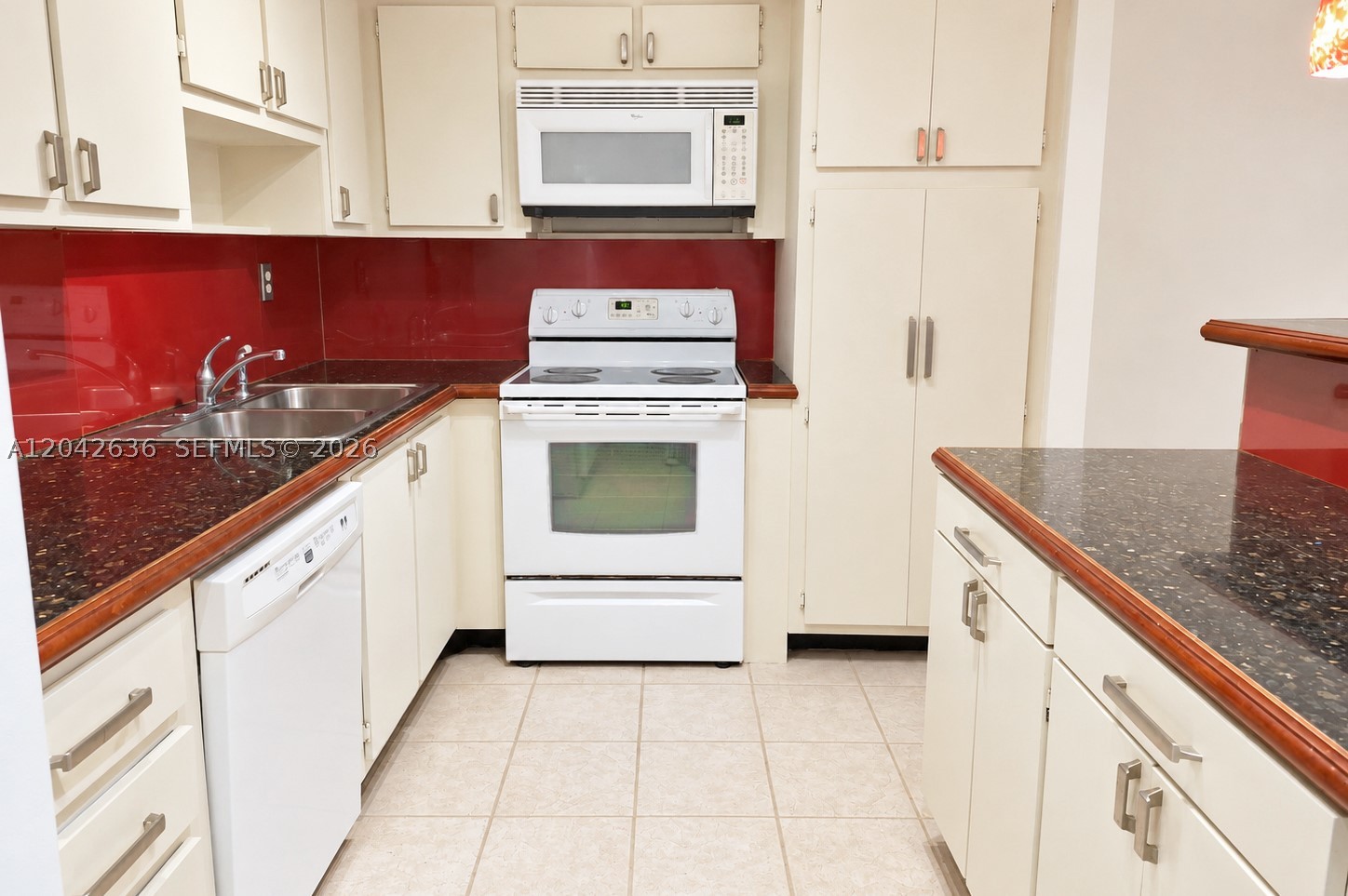 19390 Collins Ave 119 Property Photo 6