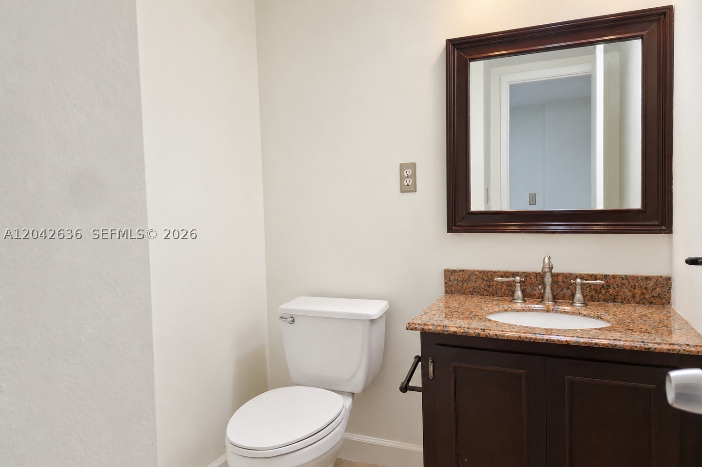 19390 Collins Ave 119 Property Photo 10