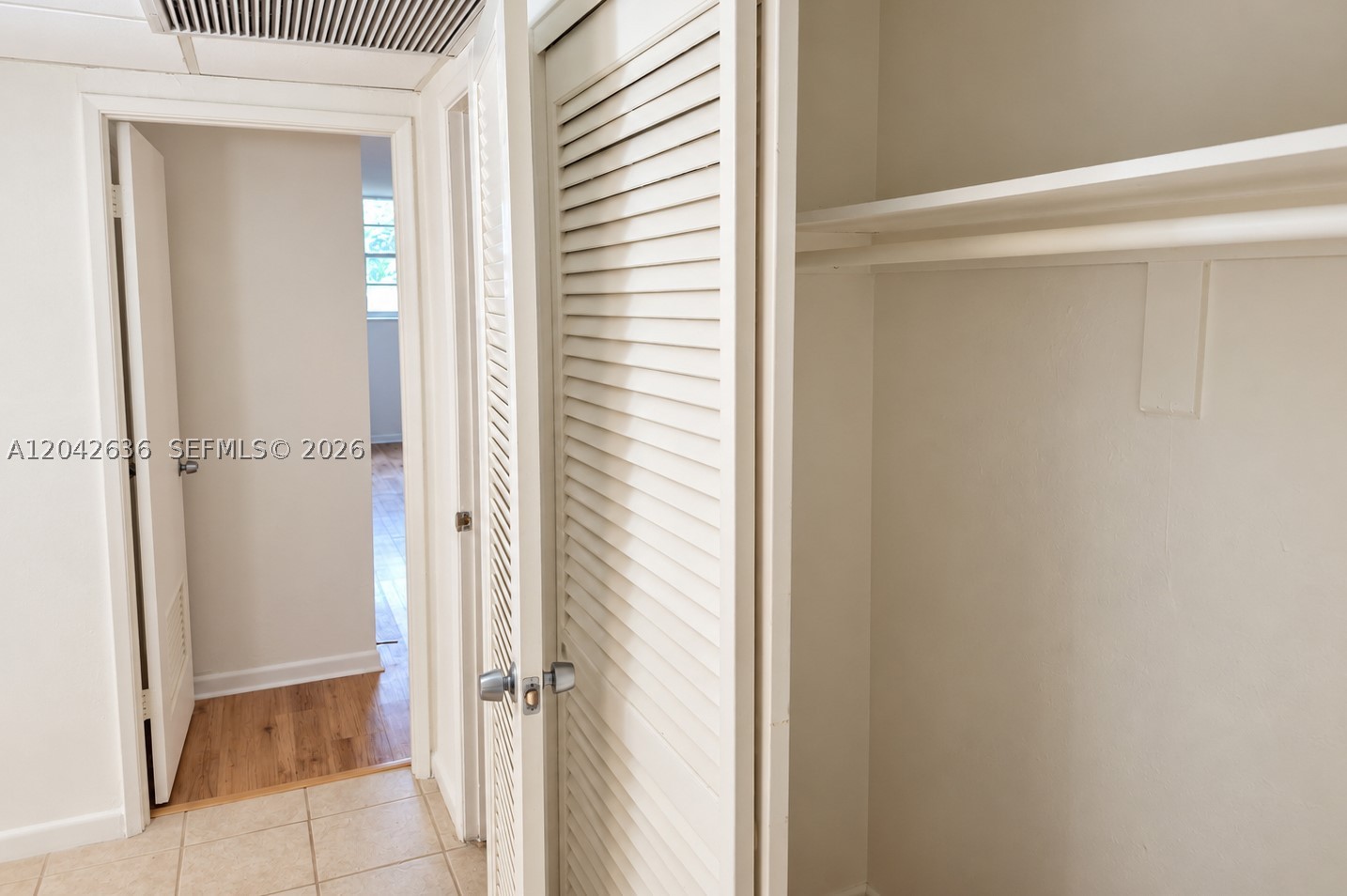 19390 Collins Ave 119 Property Photo 13