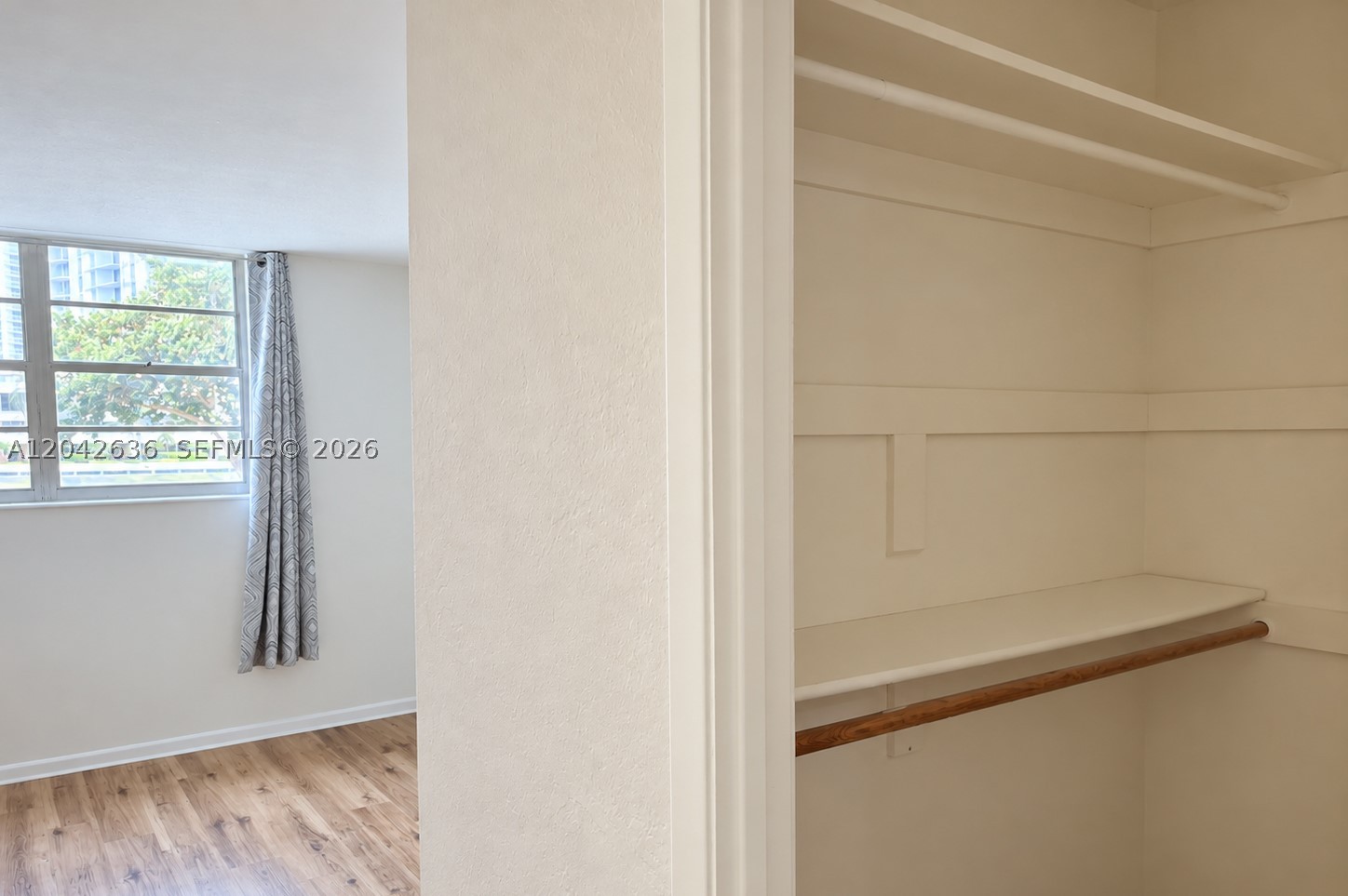 19390 Collins Ave 119 Property Photo 15