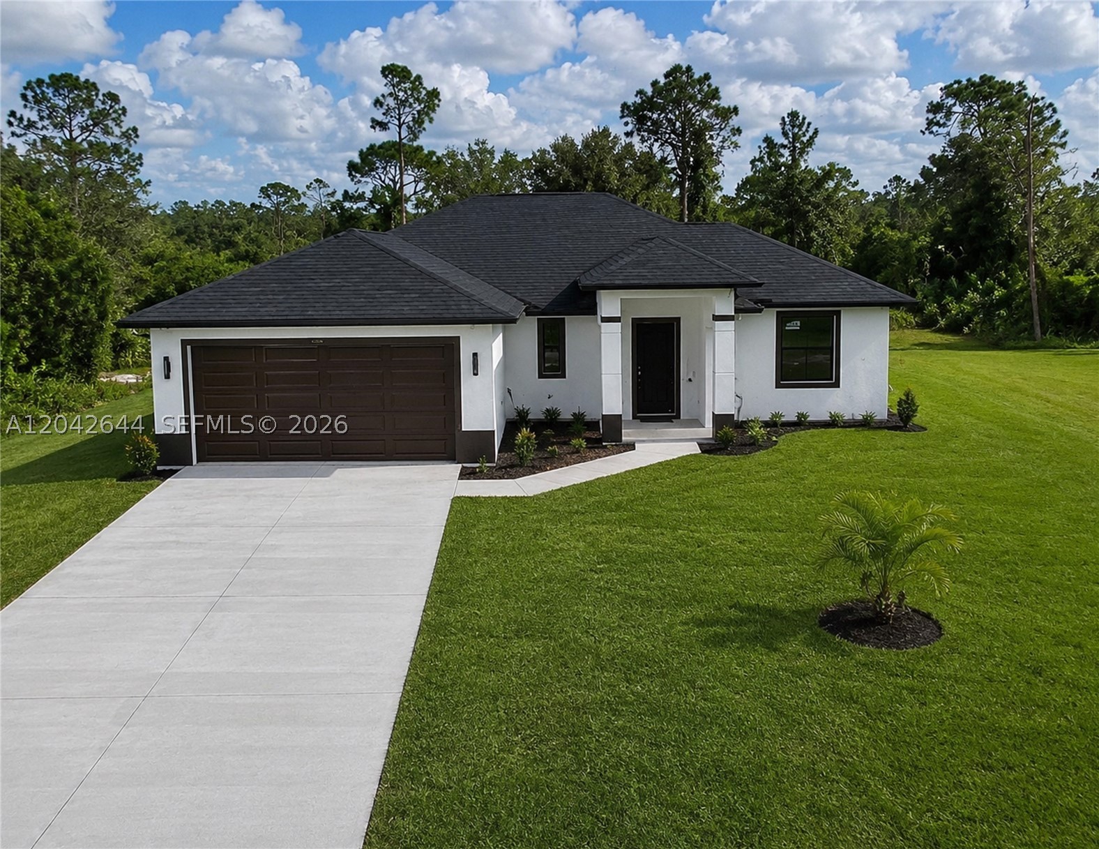 1117 Hudson Property Photo 1