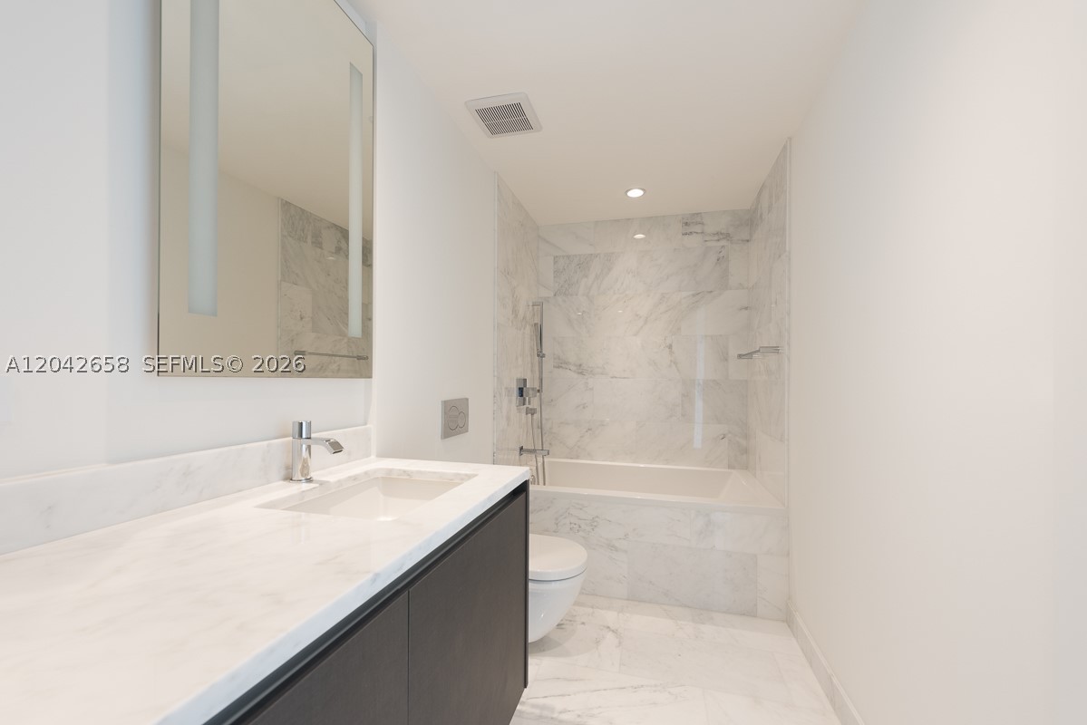 1451 Brickell Ave 2103 Property Photo 17