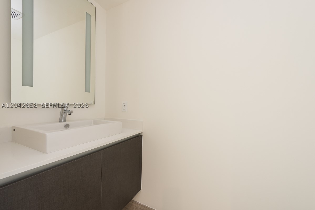 1451 Brickell Ave 2103 Property Photo 18