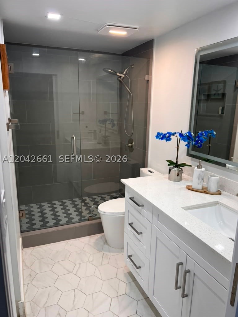 2350 Ne 135th St 209 Property Photo 22