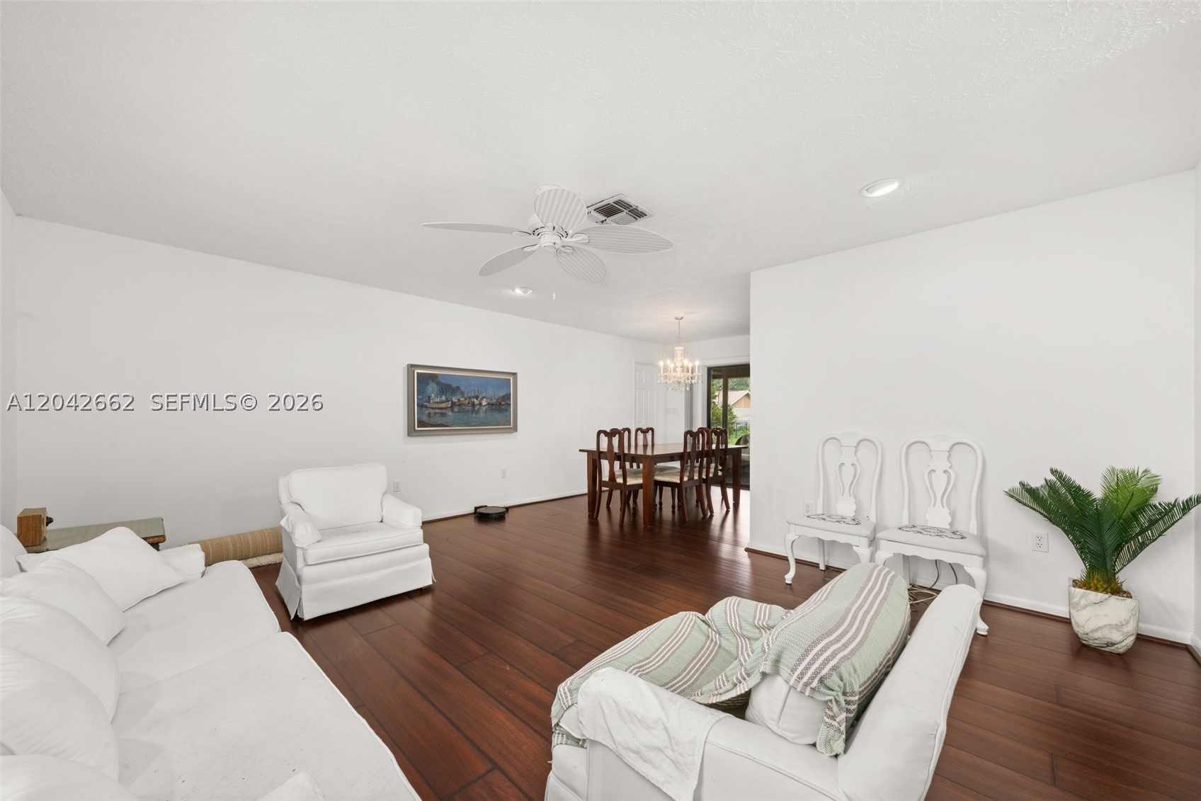 4524 Harder Avenue Property Photo 5