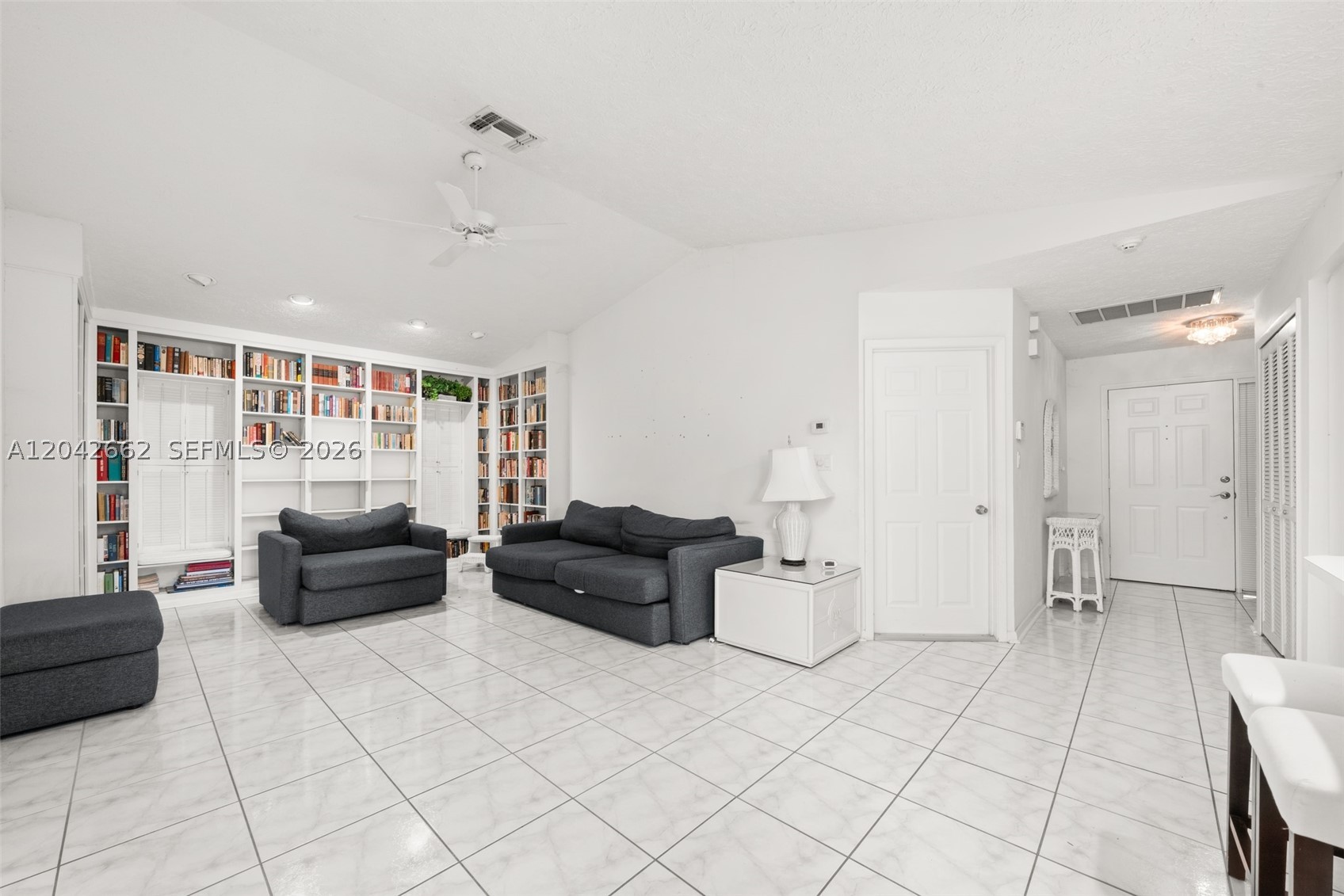 4524 Harder Avenue Property Photo 7