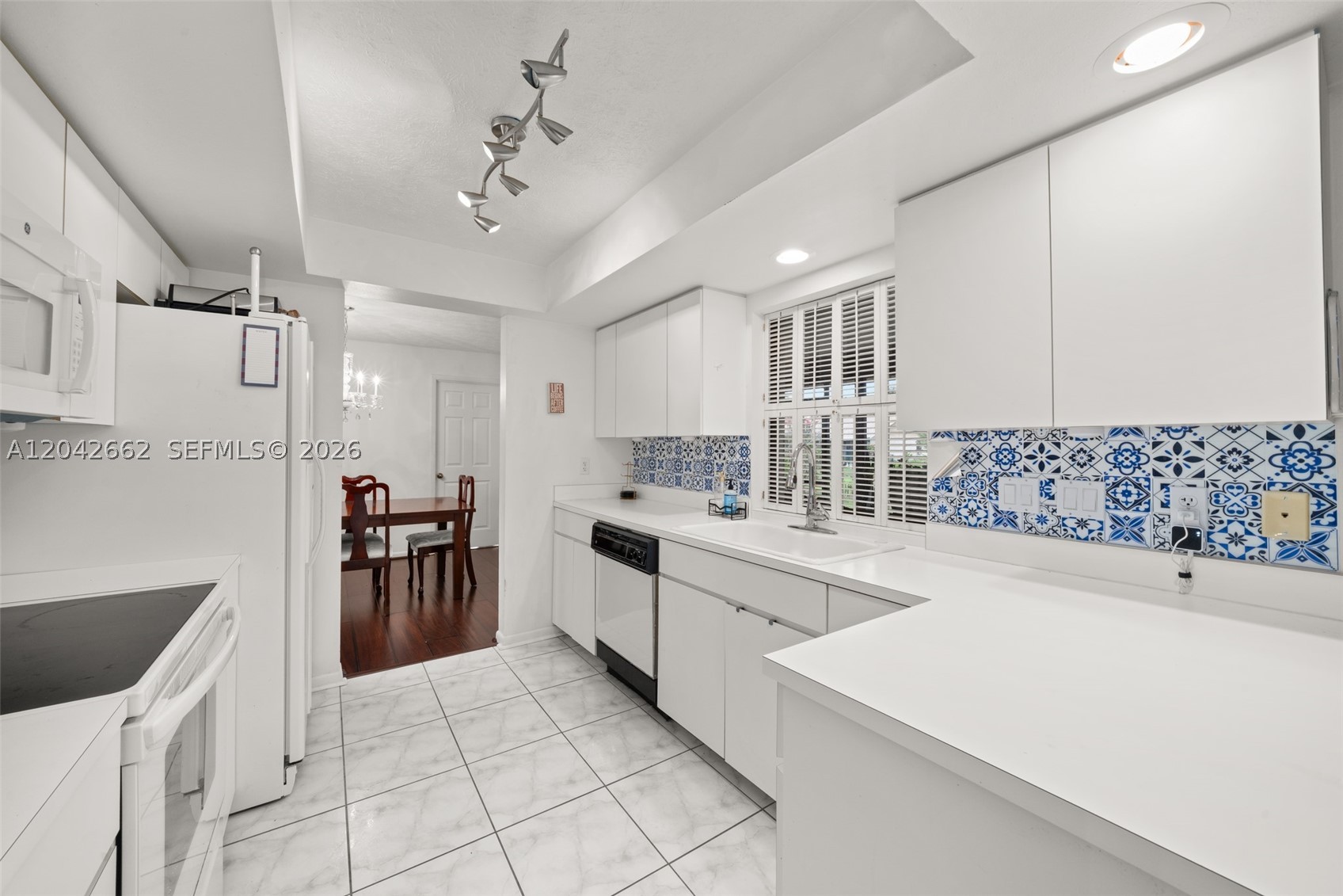 4524 Harder Avenue Property Photo 13
