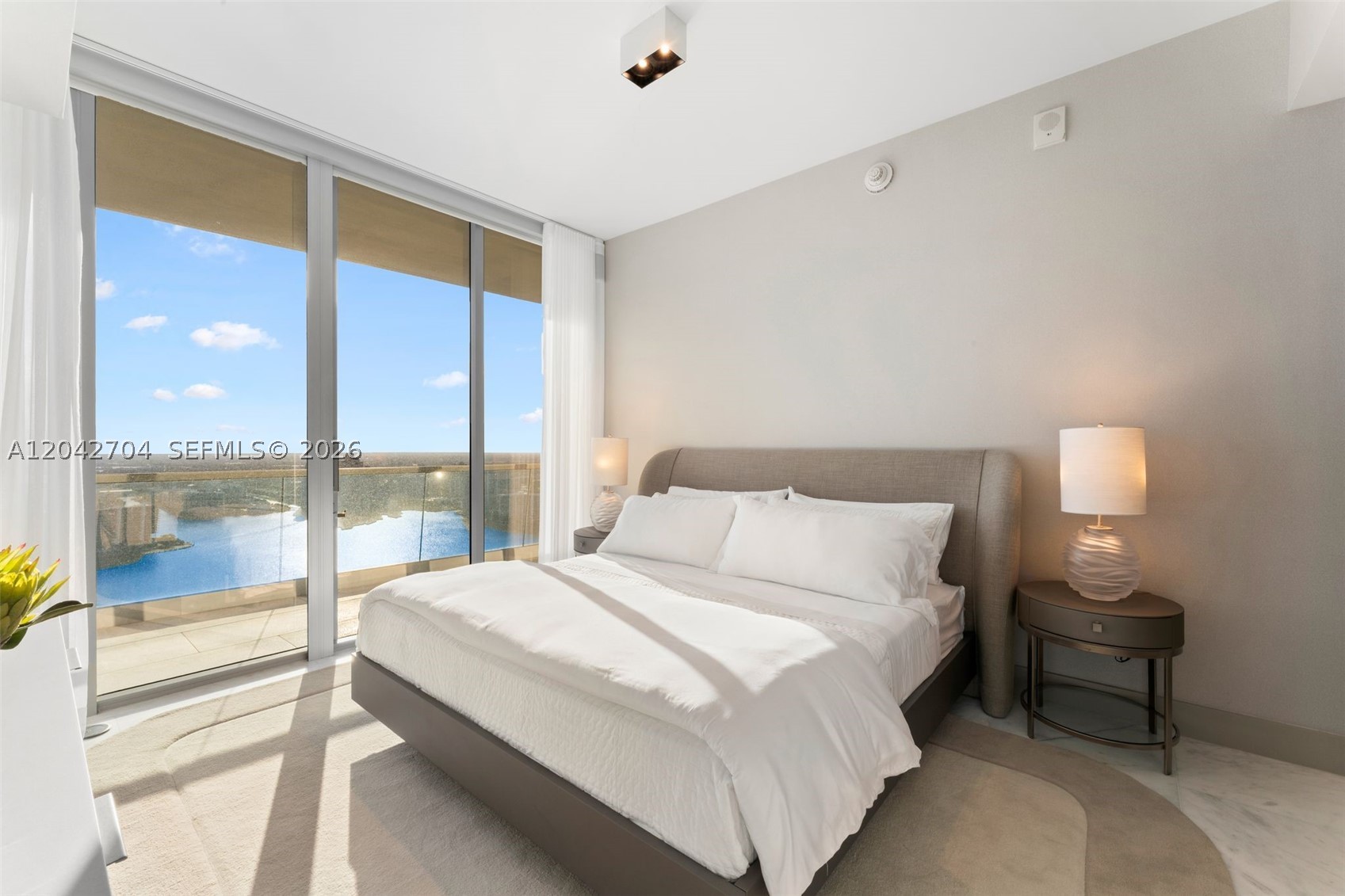 18501 Collins Ave 4003-04 Property Photo 41