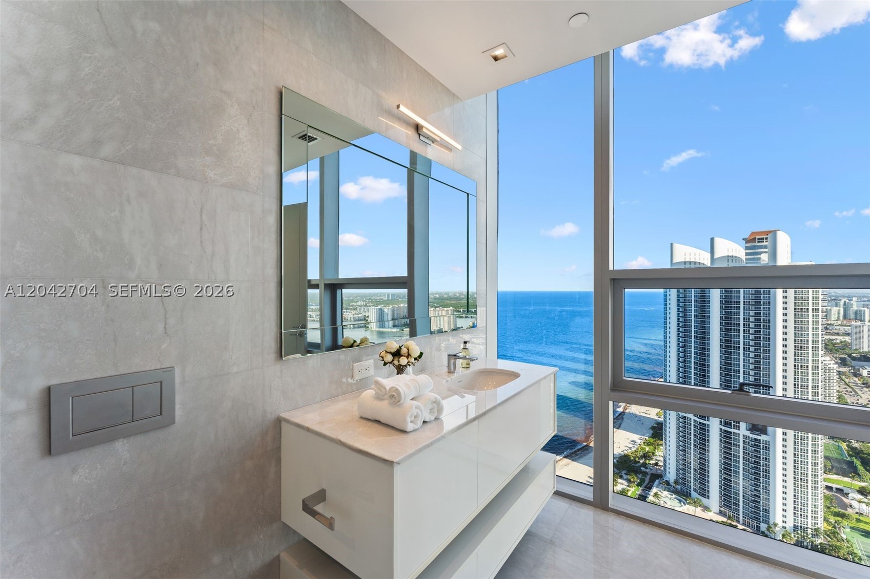 18501 Collins Ave 4003-04 Property Photo 43