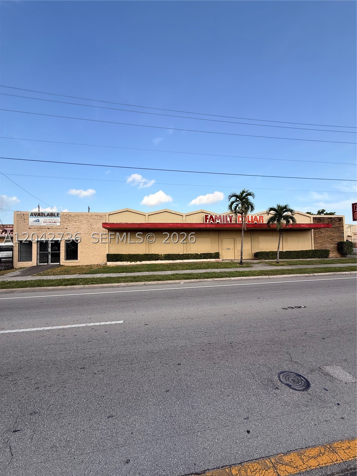 9360 Nw 27th Ave Property Photo 3