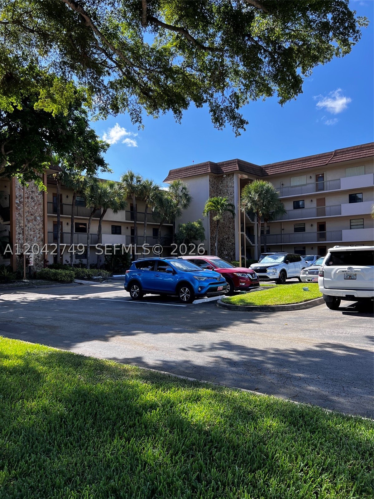 4975 E Sabal Palm Blvd 304 Property Photo 1