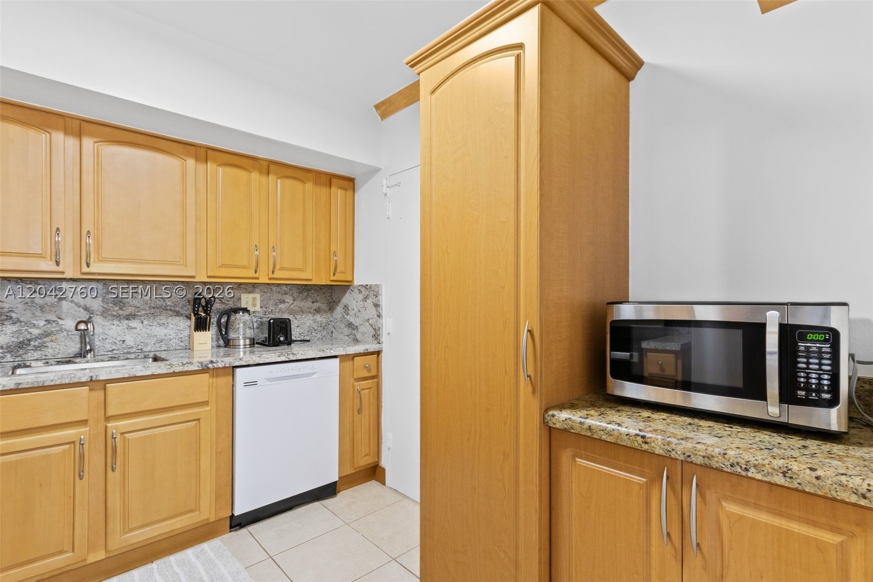 3725 S Ocean Dr 921 Property Photo 13