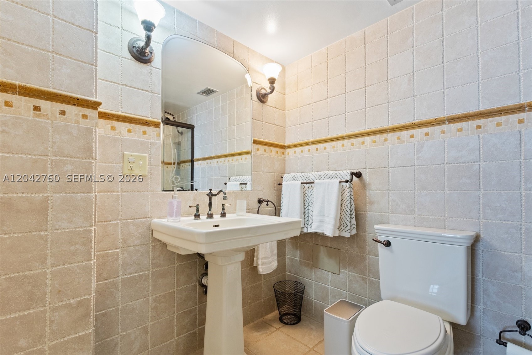 3725 S Ocean Dr 921 Property Photo 16