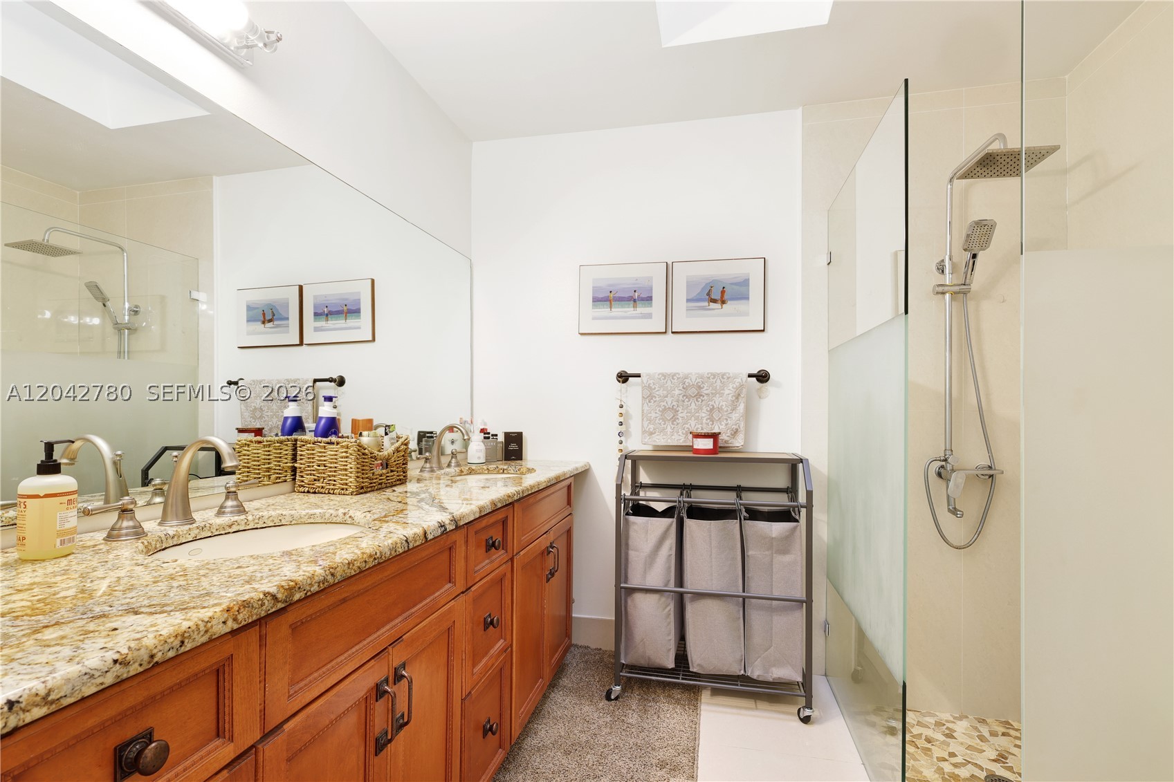 3064 S Oakland Forest Dr 1006 Property Photo 11