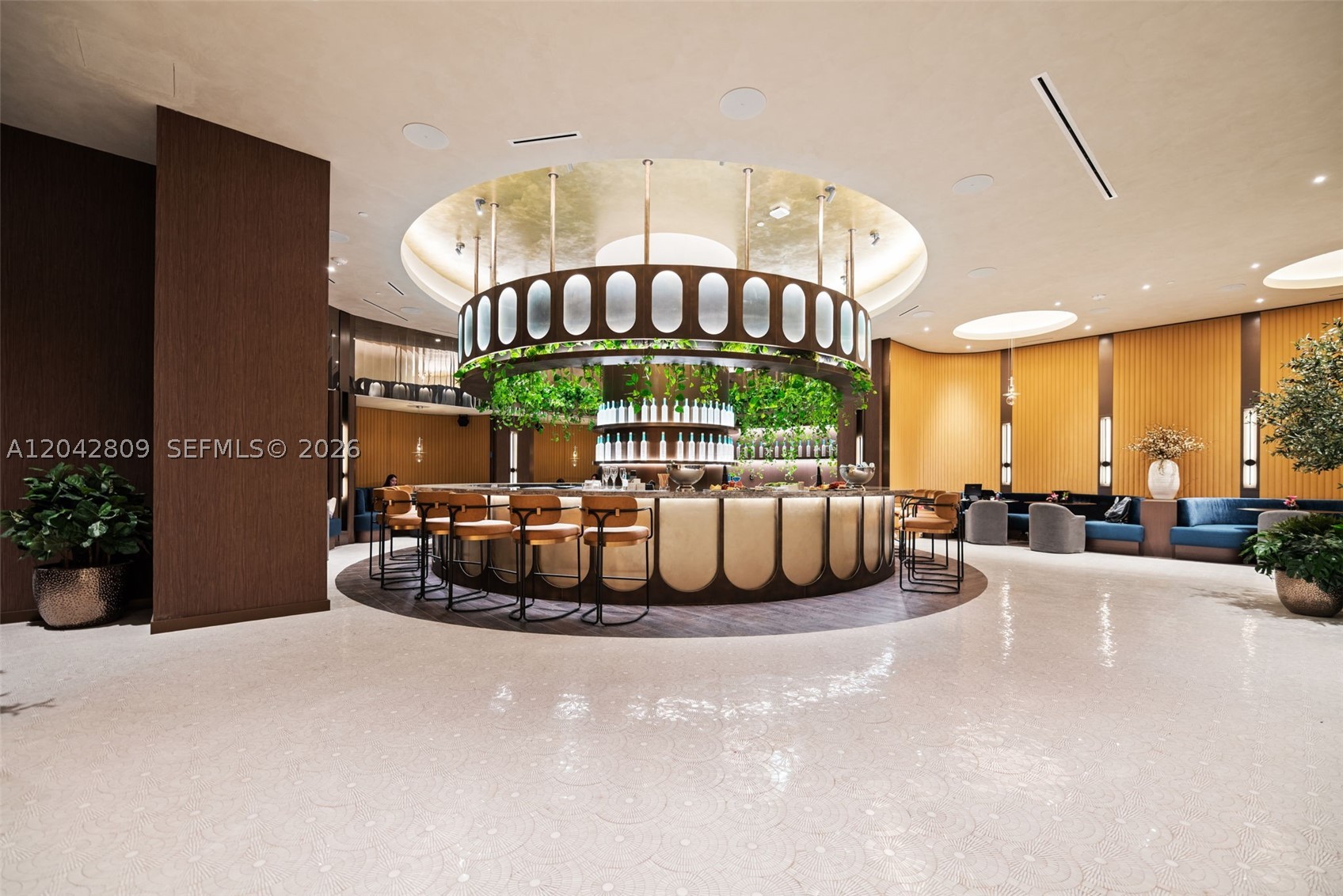 20 Ne 11 2410 Property Photo 16