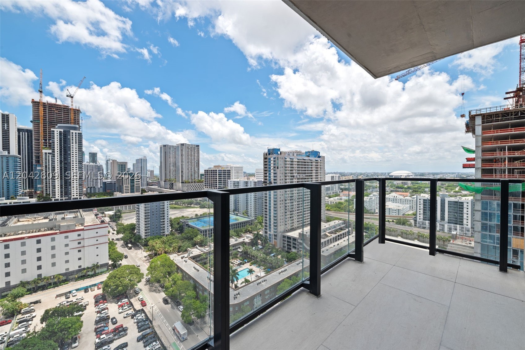 20 Ne 11 2410 Property Photo 43