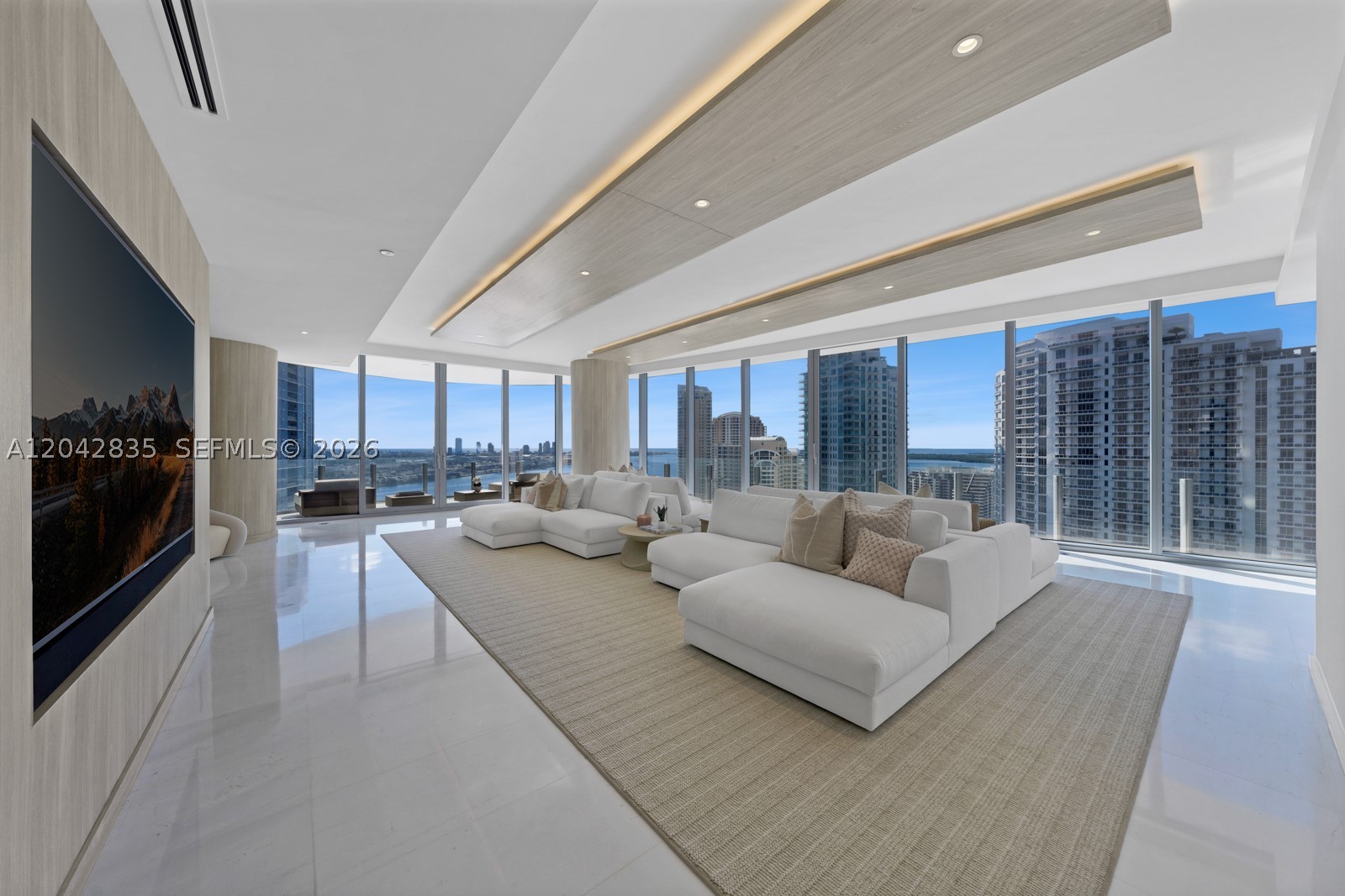 300 Biscayne Boulevard Way 2701 Property Photo 1