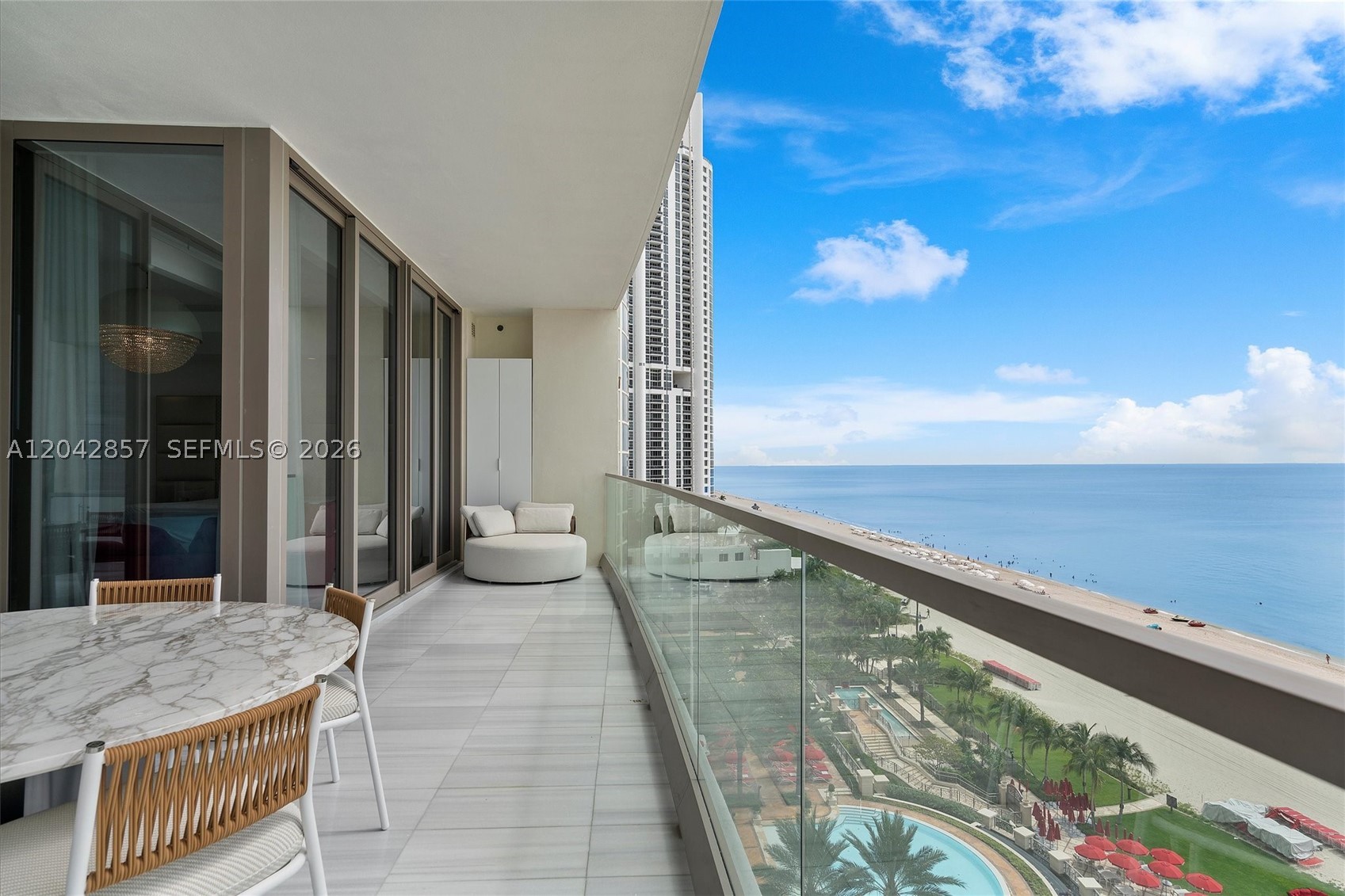 17901 Collins Avenue 902 Property Photo 19
