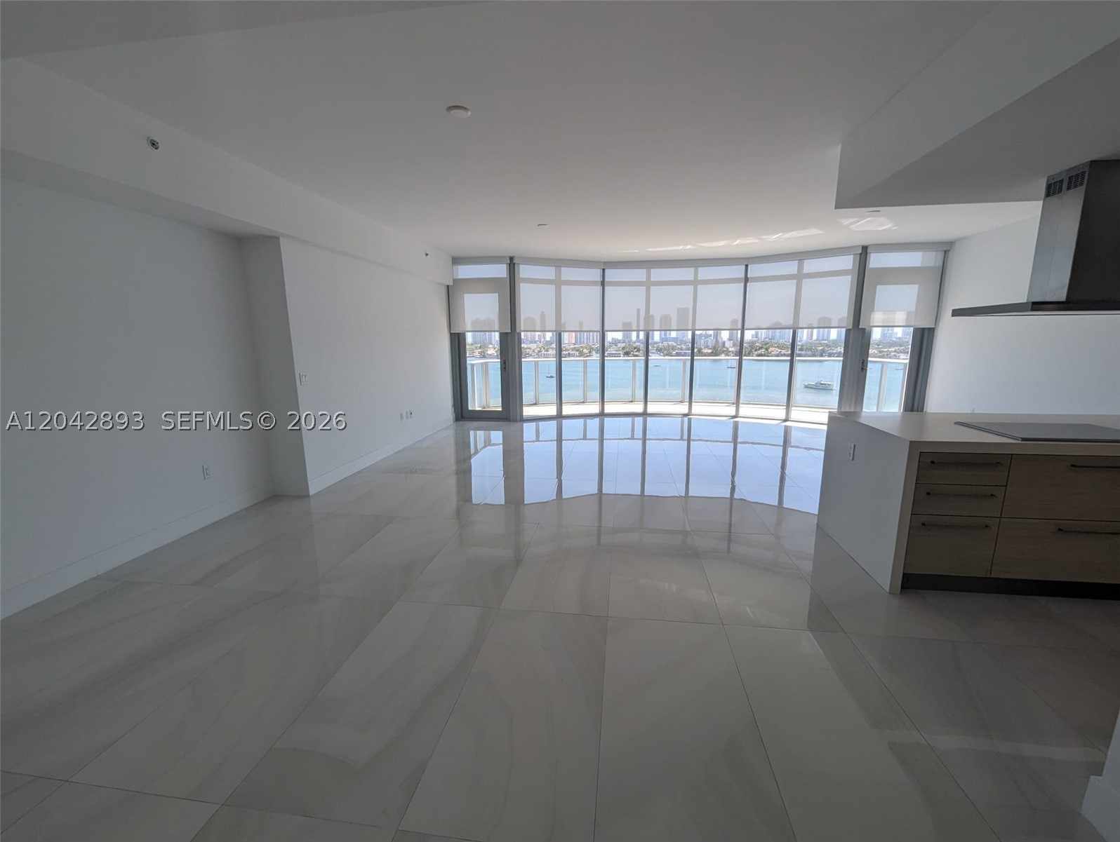 17111 E Biscayne Blvd 1011 Property Photo 12