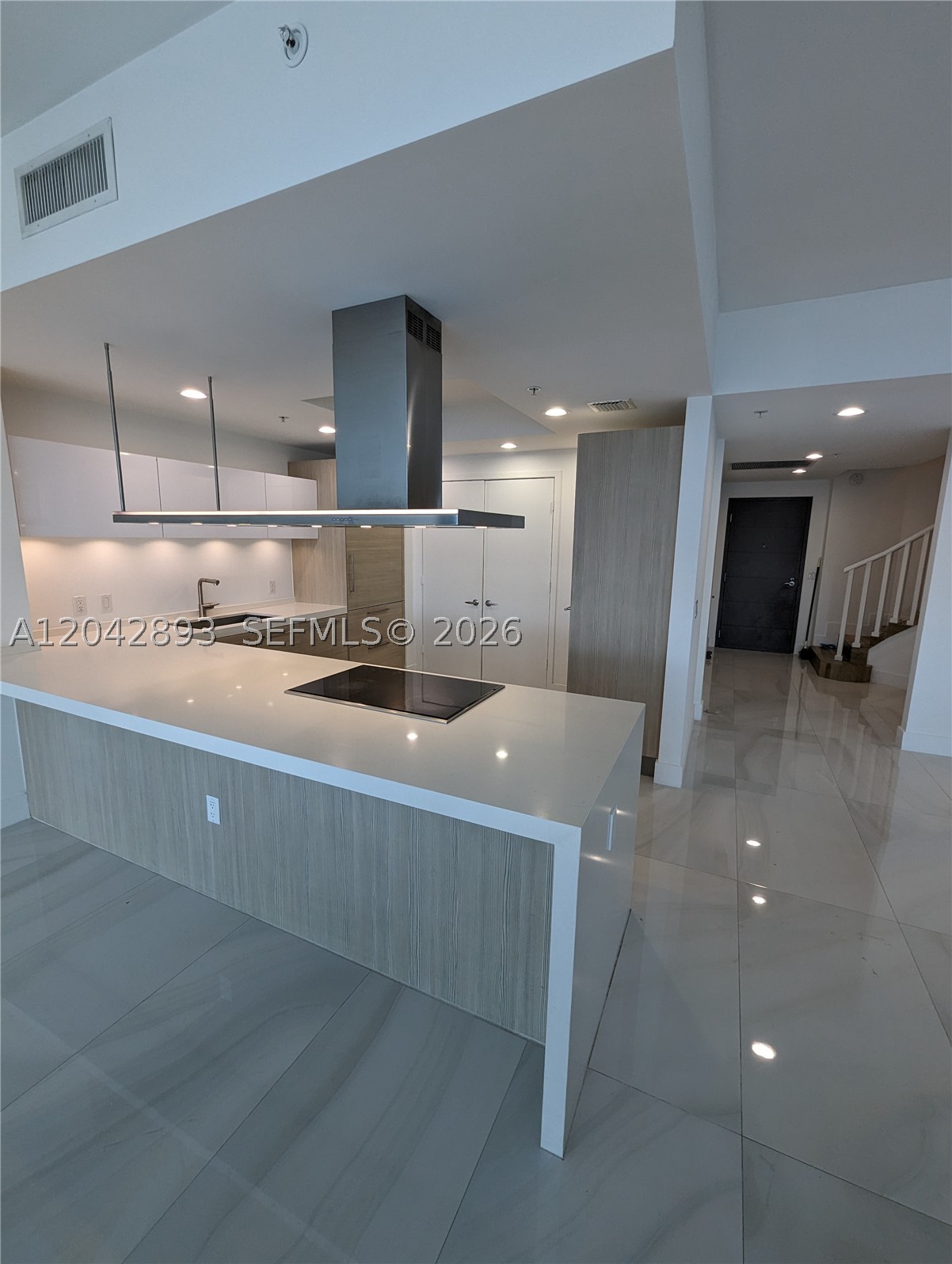 17111 E Biscayne Blvd 1011 Property Photo 15