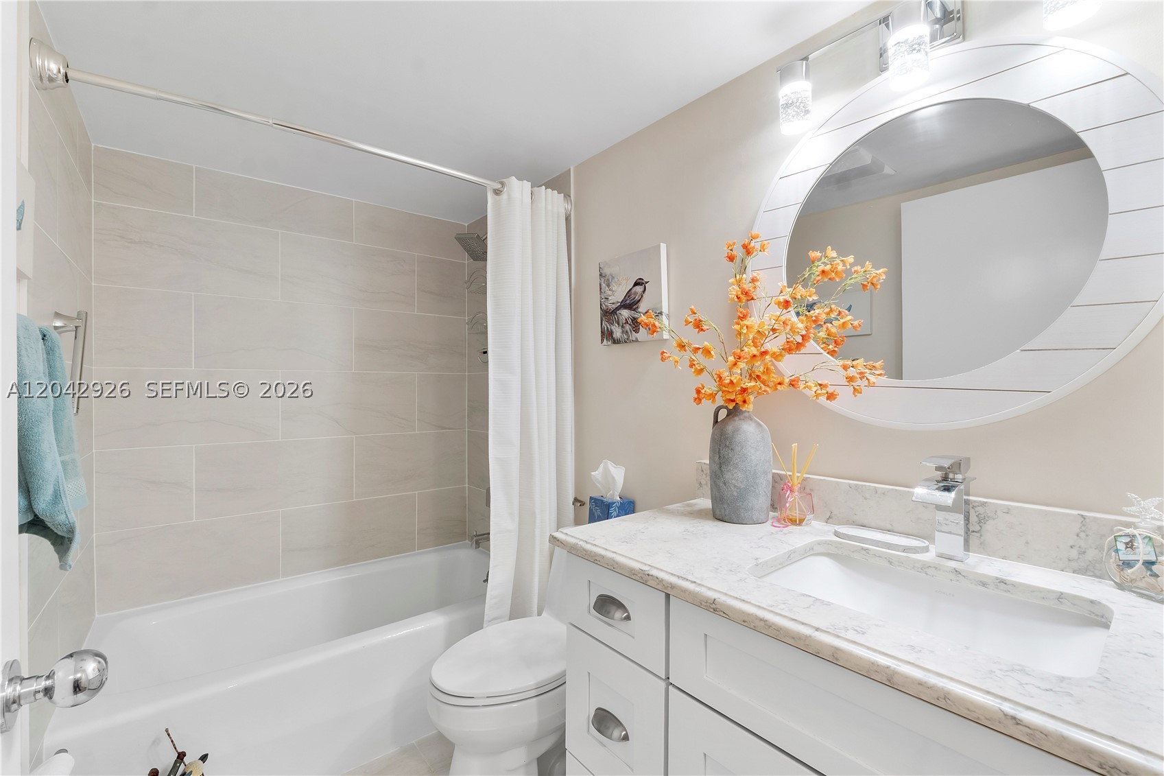 522 Oak Harbour Dr 522 Property Photo 14