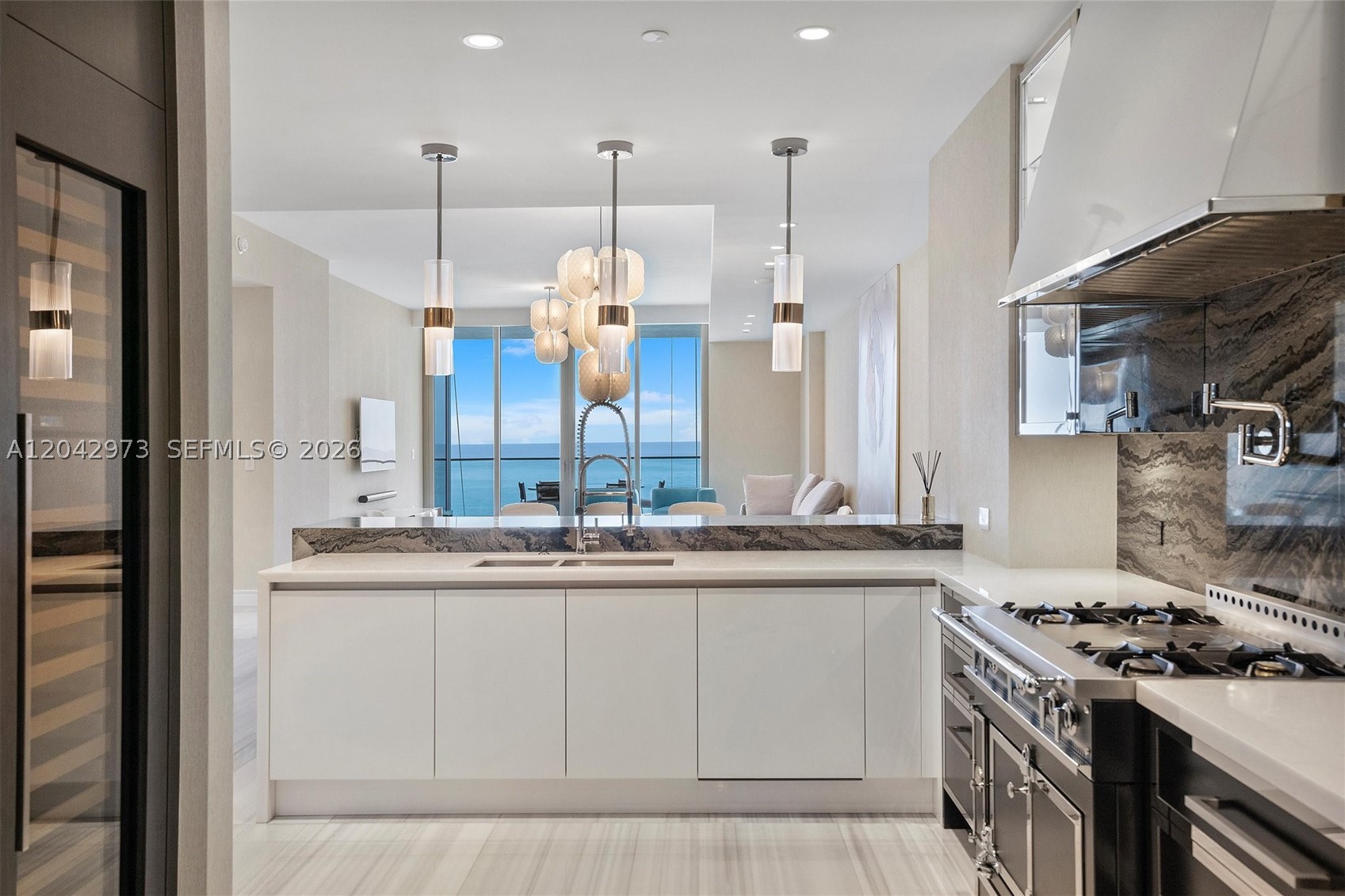 17901 Collins Avenue 902 Property Photo 8