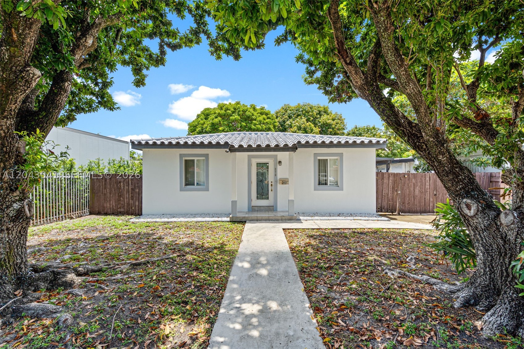 270 Nw 51st Ave Property Photo 1