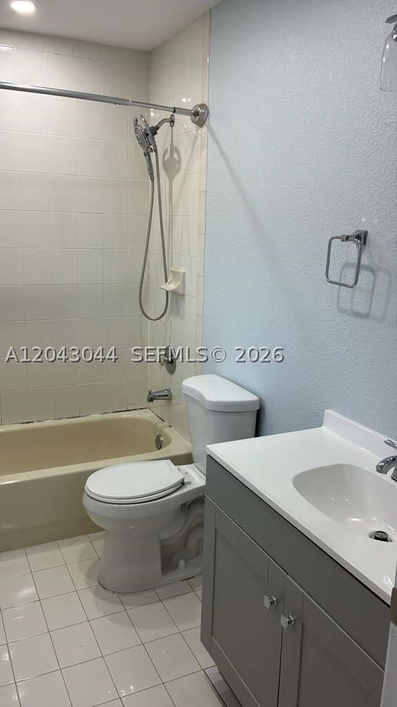 6891 W 36th Ave 202 Property Photo 6