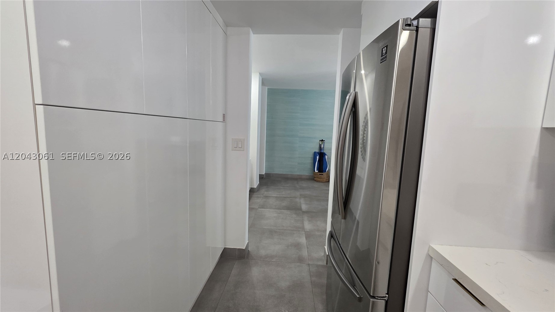 4001 S Ocean Dr 9f Property Photo 11