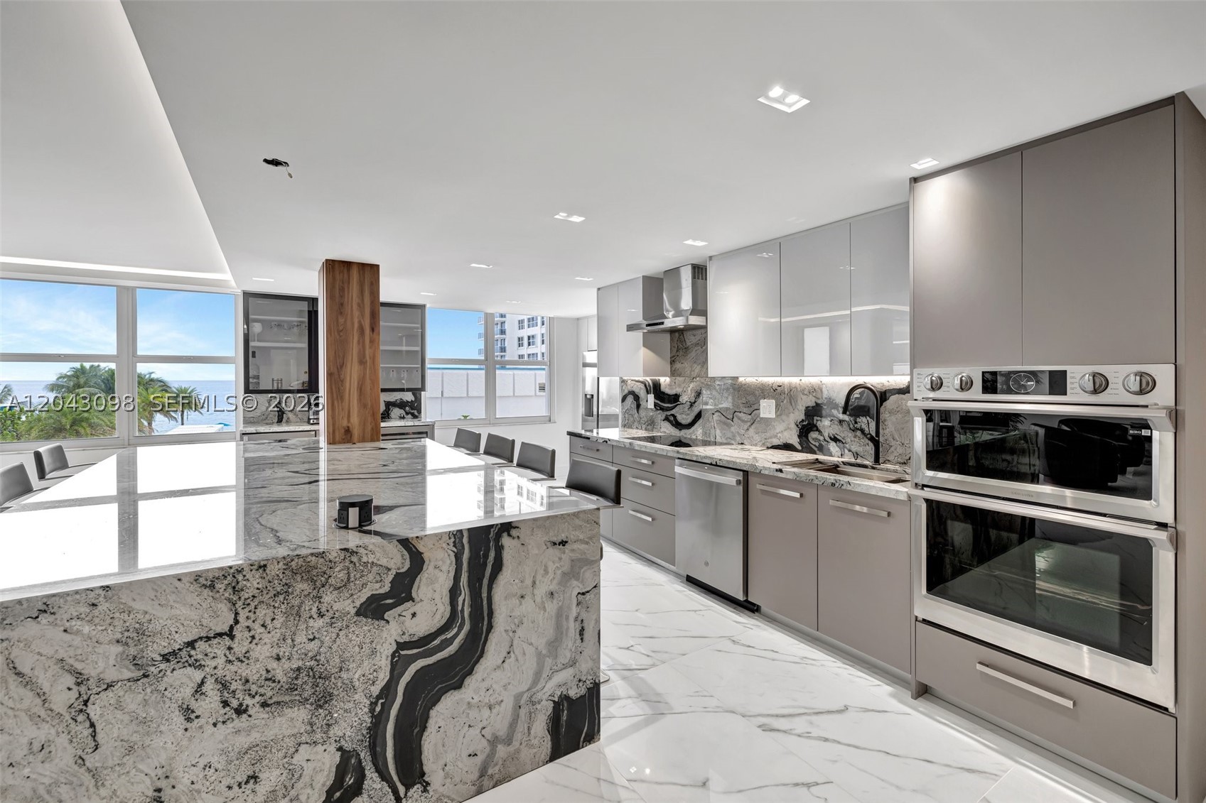 2751 S Ocean Dr 404n Property Photo 10