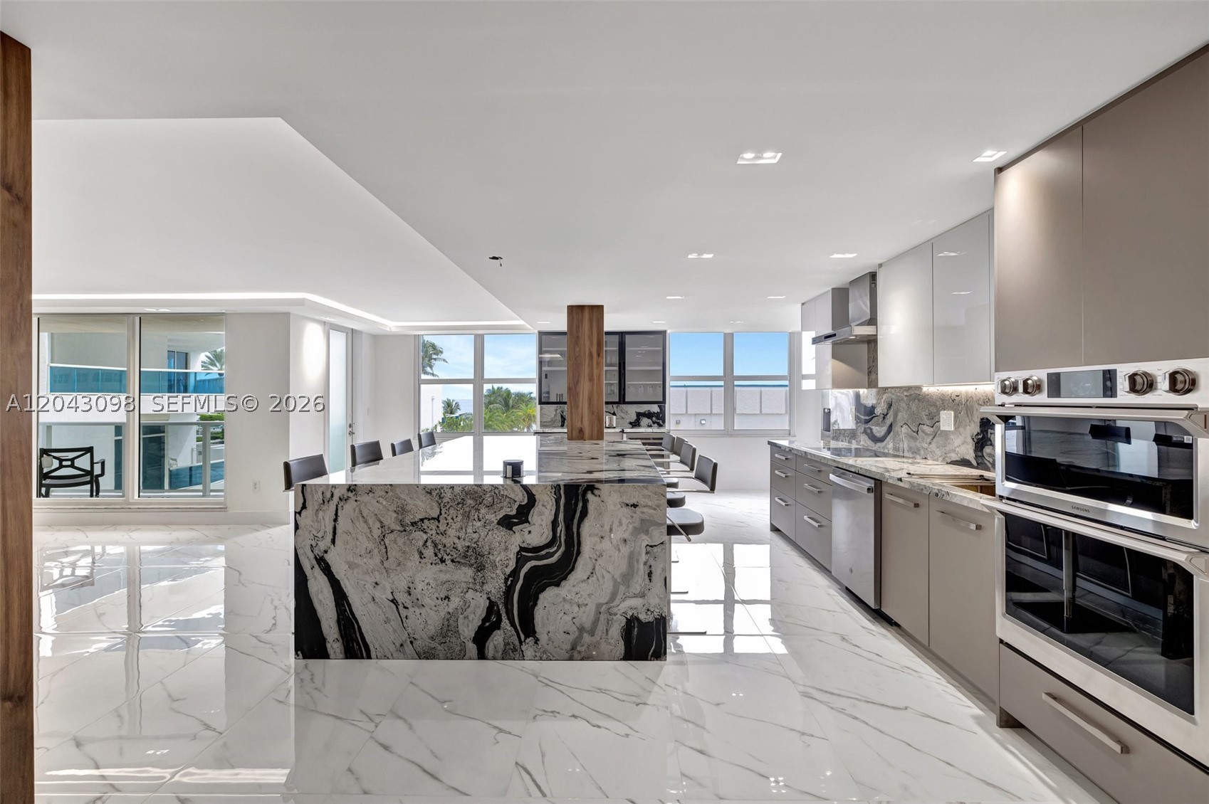 2751 S Ocean Dr 404n Property Photo 11