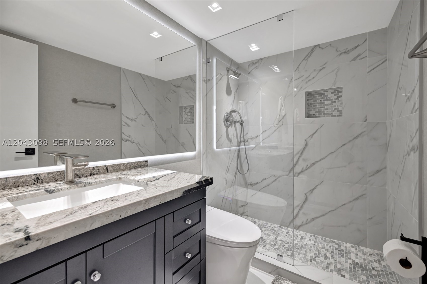2751 S Ocean Dr 404n Property Photo 26
