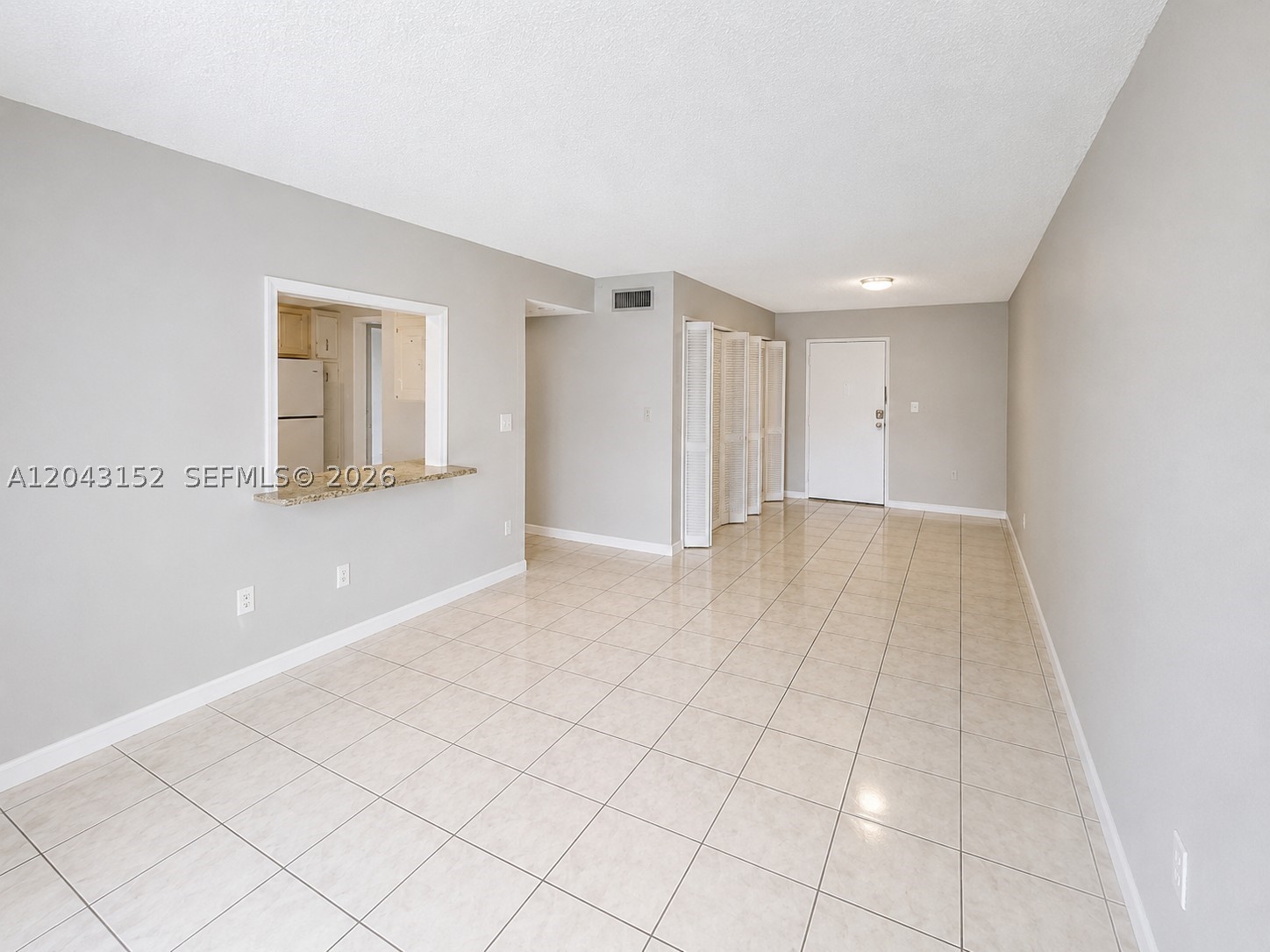 A12043152 Property Photo 4