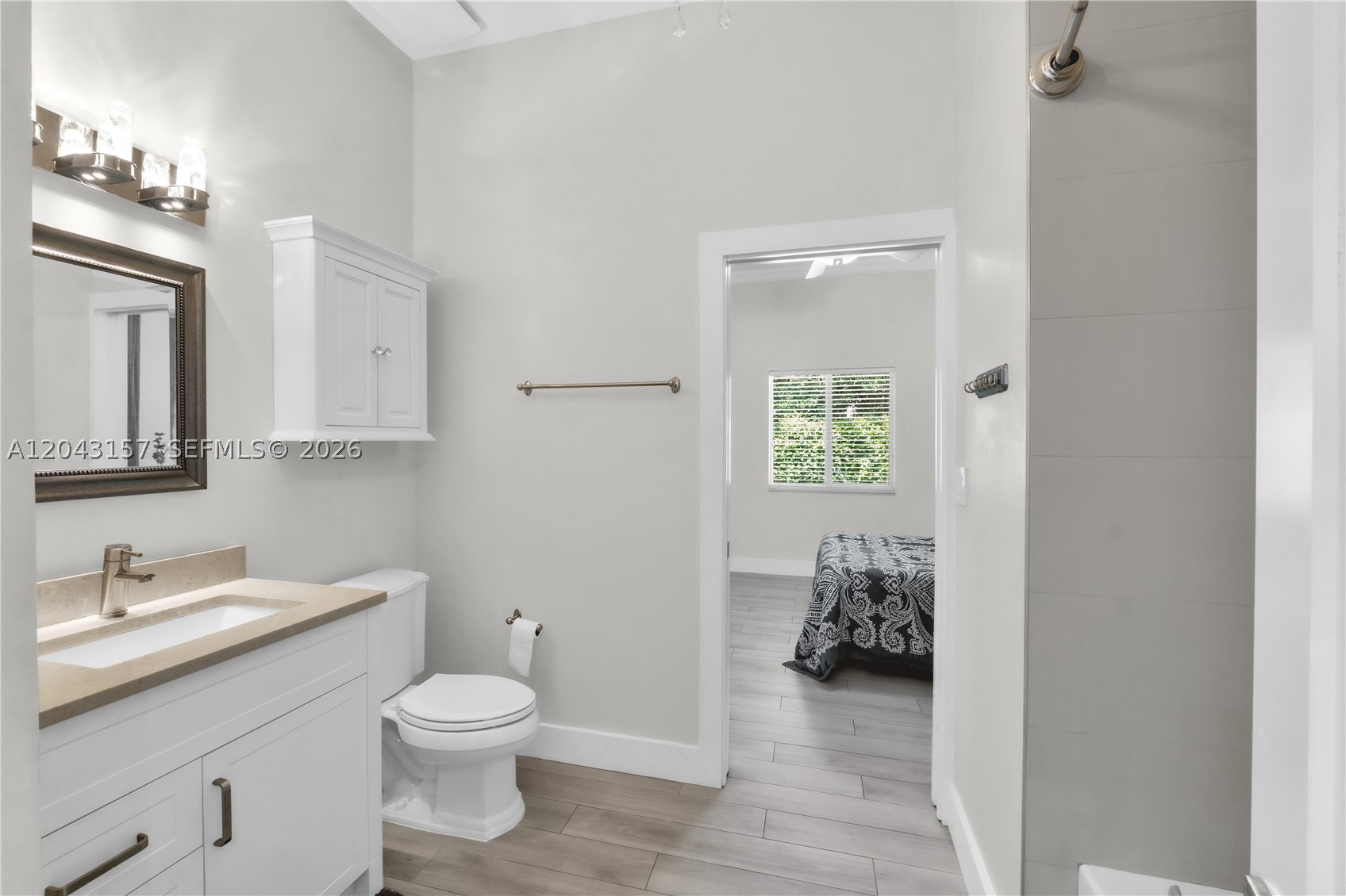 720 S Old Nob Hill Rd Property Photo 19