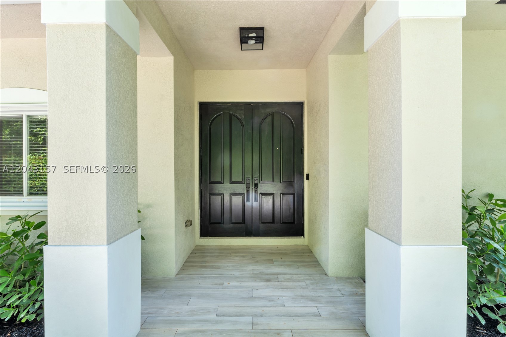 720 S Old Nob Hill Rd Property Photo 31