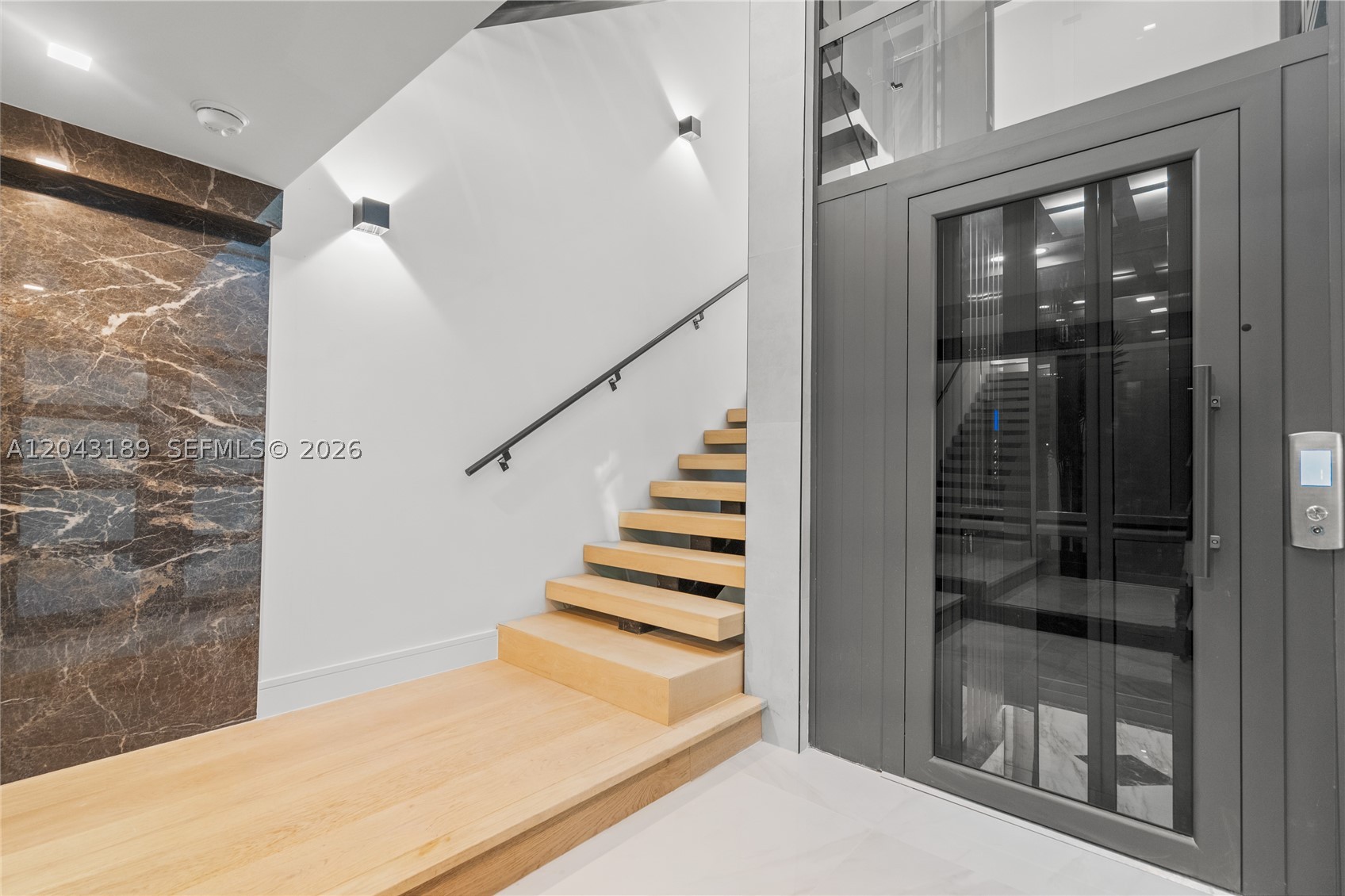 16 Seaside Ave Property Photo 25