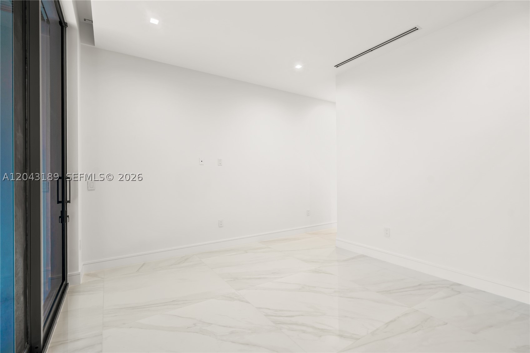 16 Seaside Ave Property Photo 41