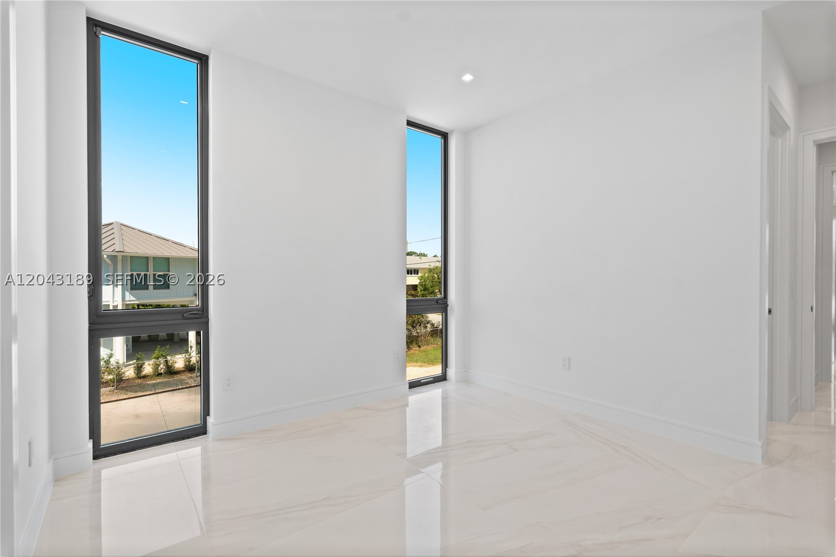 16 Seaside Ave Property Photo 56