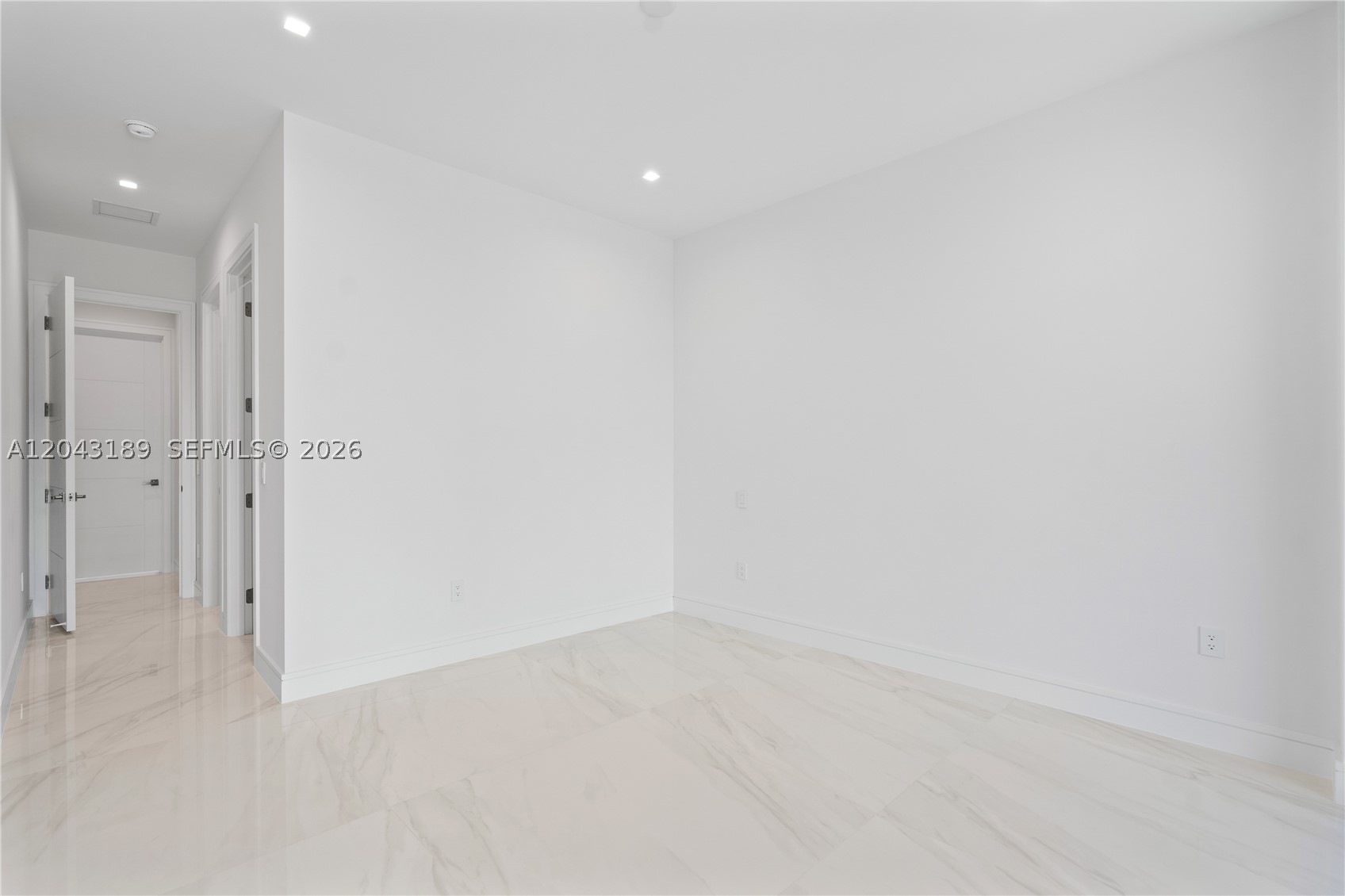 16 Seaside Ave Property Photo 59