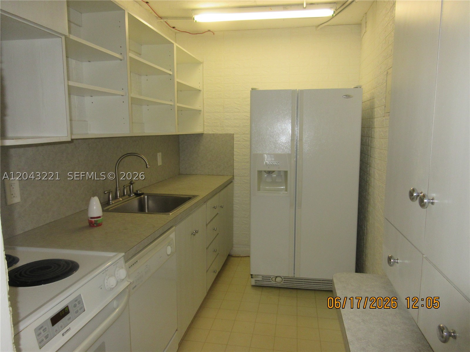 1230 Ne 139th St 309 Property Photo 5