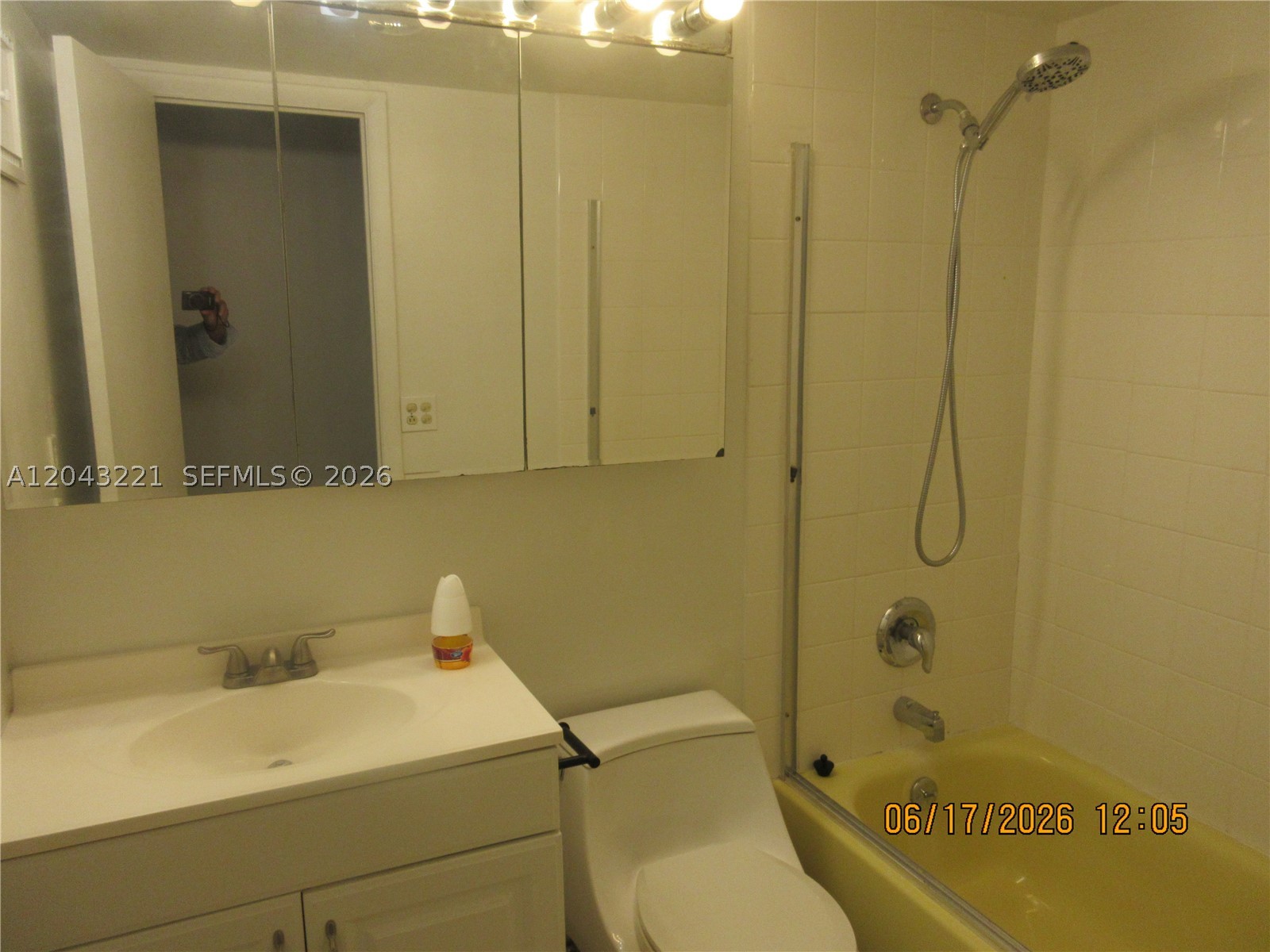 1230 Ne 139th St 309 Property Photo 6
