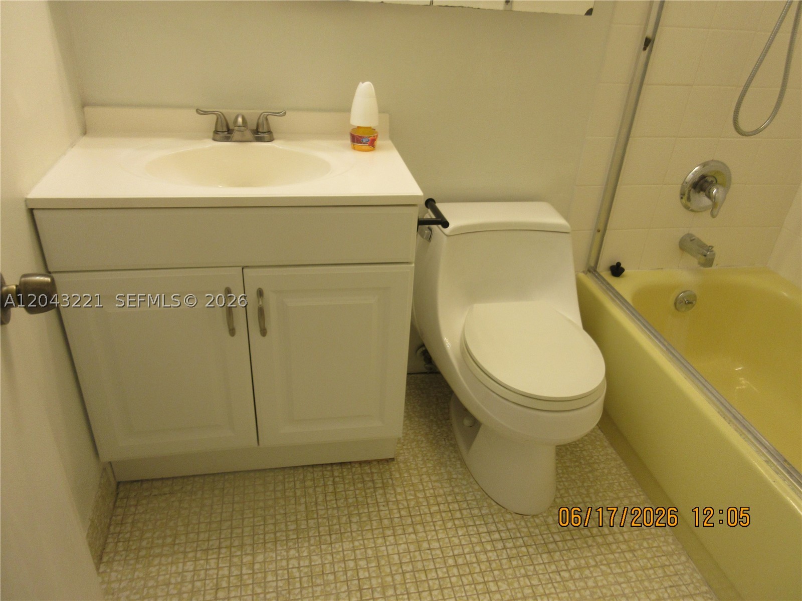 1230 Ne 139th St 309 Property Photo 8