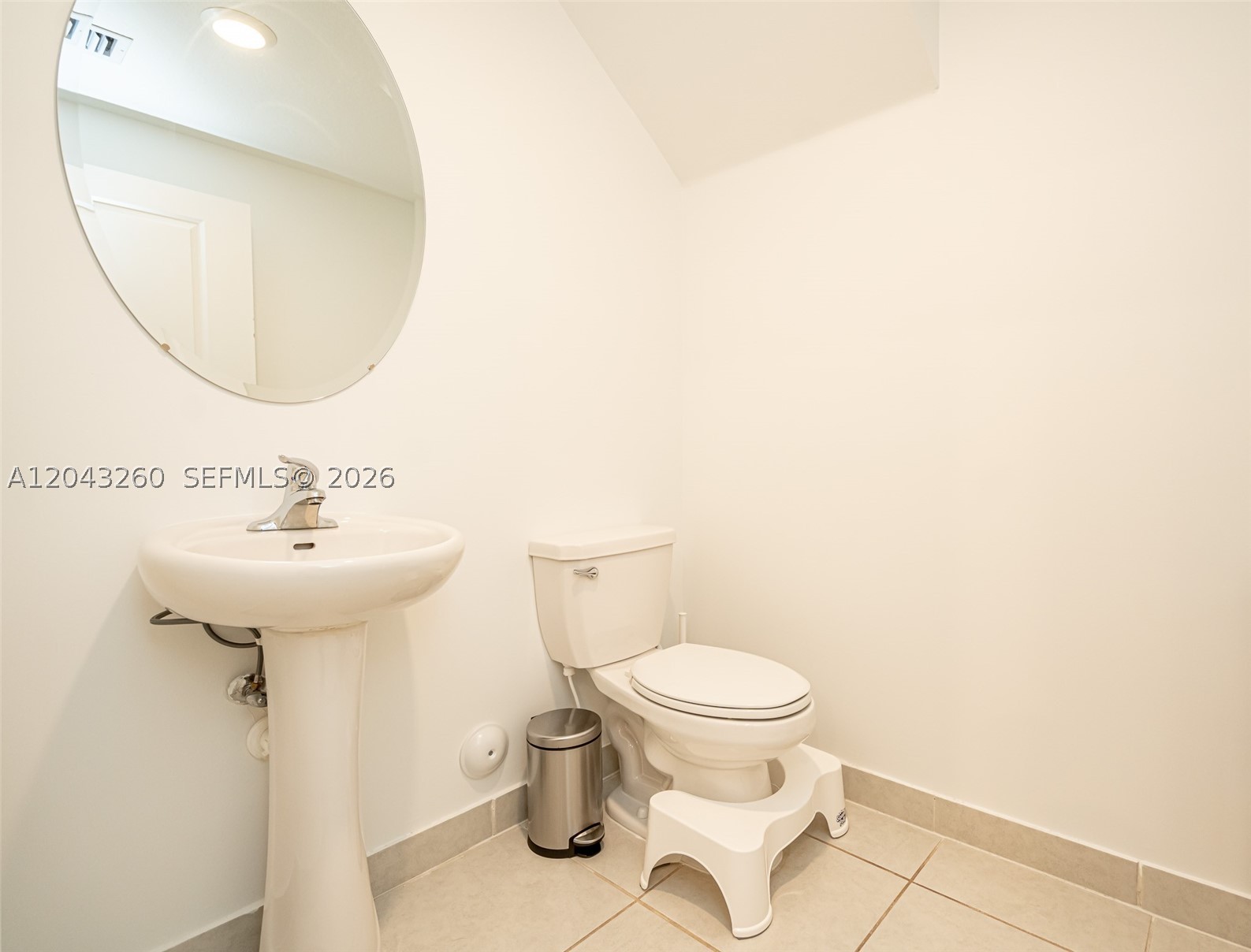 2670 Se 12th St Property Photo 26