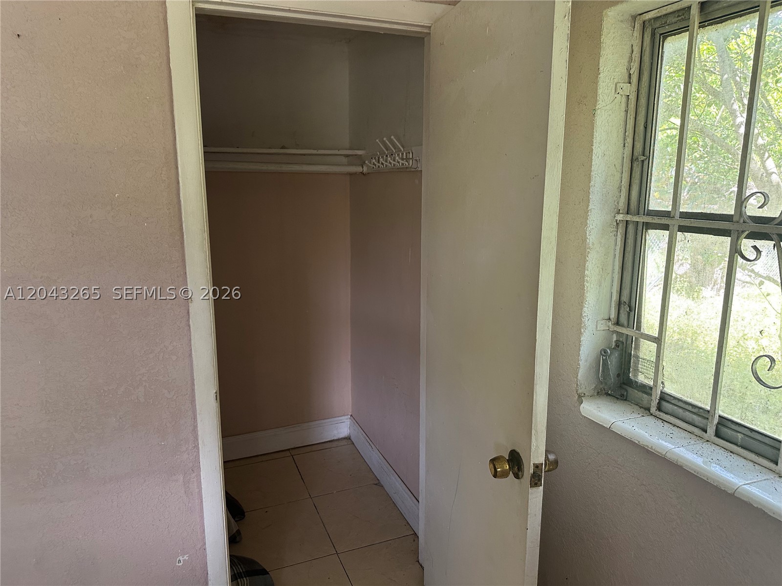 A12043265 Property Photo 14